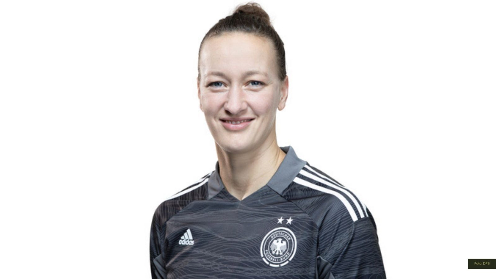 Almuth Schult