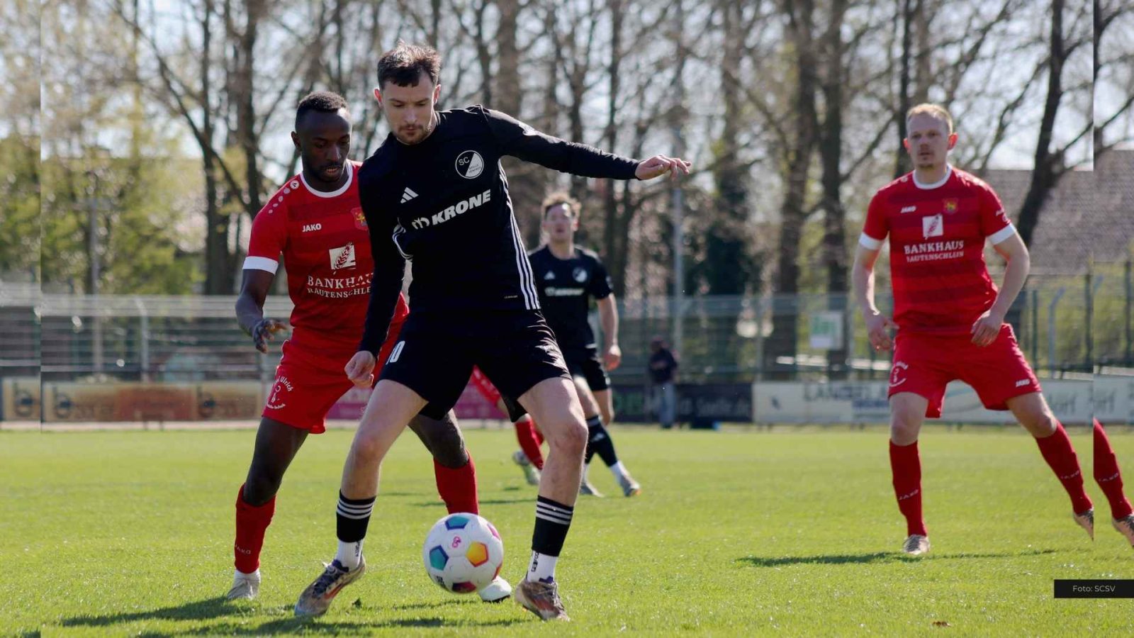 Artem Popov am Ball