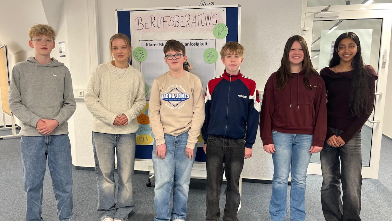 Claas Jungeblut, Mayra Robbe, Hannes Müßigbrodt, Timo Fokken, Amber Jill Kilanowicz, AnnGrace Kolenchery