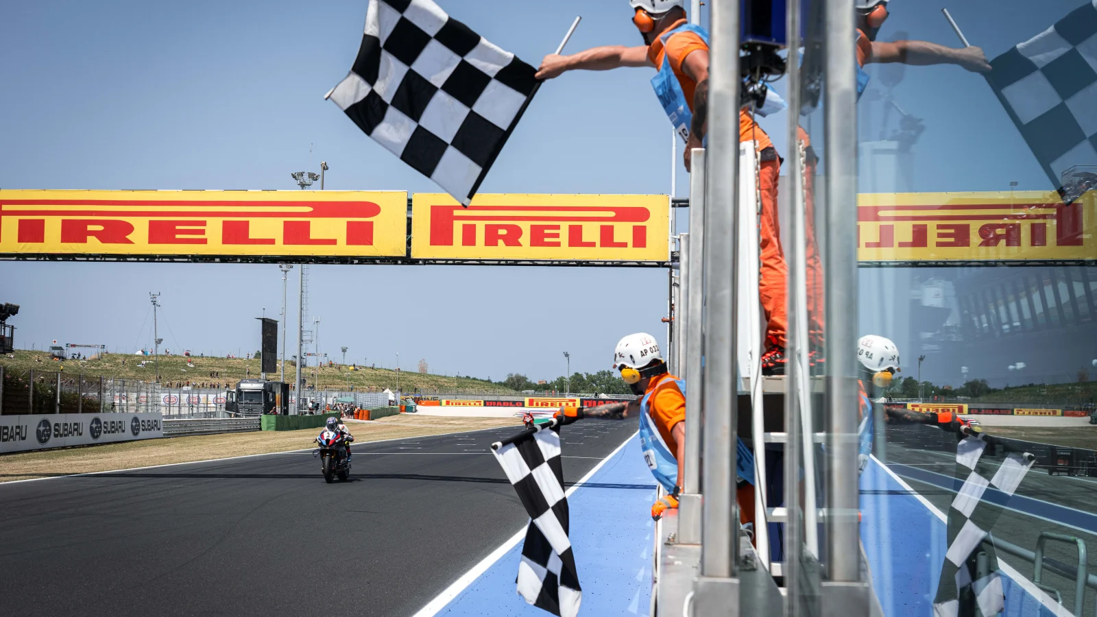 Dreifachsieg für BMW in Misano