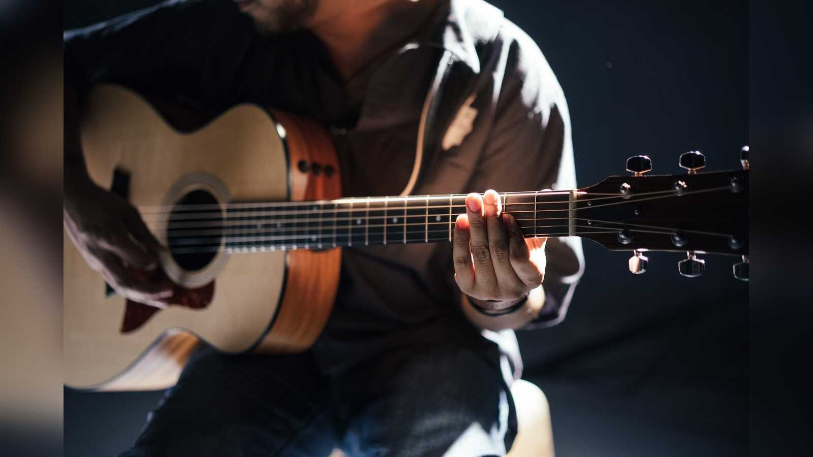 Akustikgitarre, Symbolbild für die Gitarrenkurse der Kreisvolkshochschule Vechta