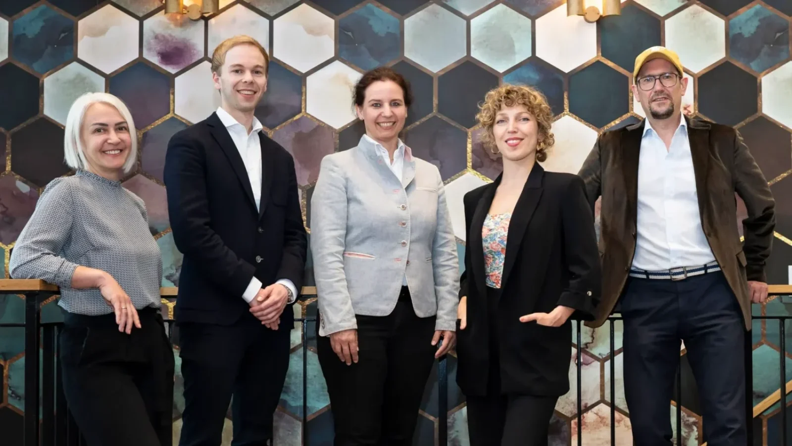 Prof. Dr. Marina Tropmann-Frick, Prof. Dr. Maximilian Kiener, Marina Tcharnetsky, Dr. Ana Ilievska, David Landskron (v.l.n.r) / Foto: Cécile Ash