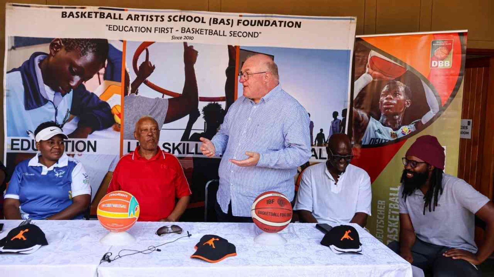Ingo Weiss besucht BAS Foundation