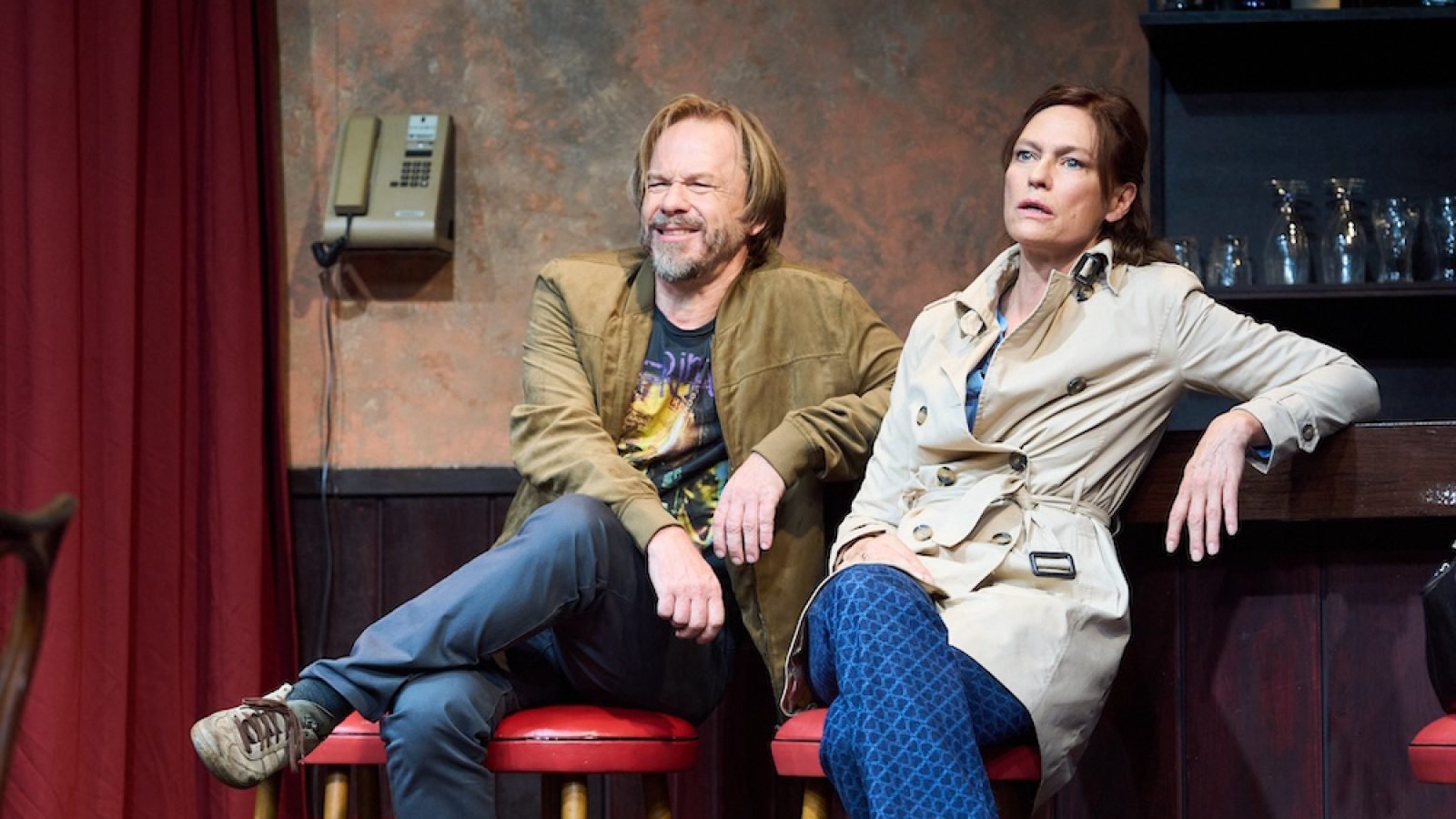 KEINER HAT GESAGT, DASS DU AUSZIEHEN SOLLST