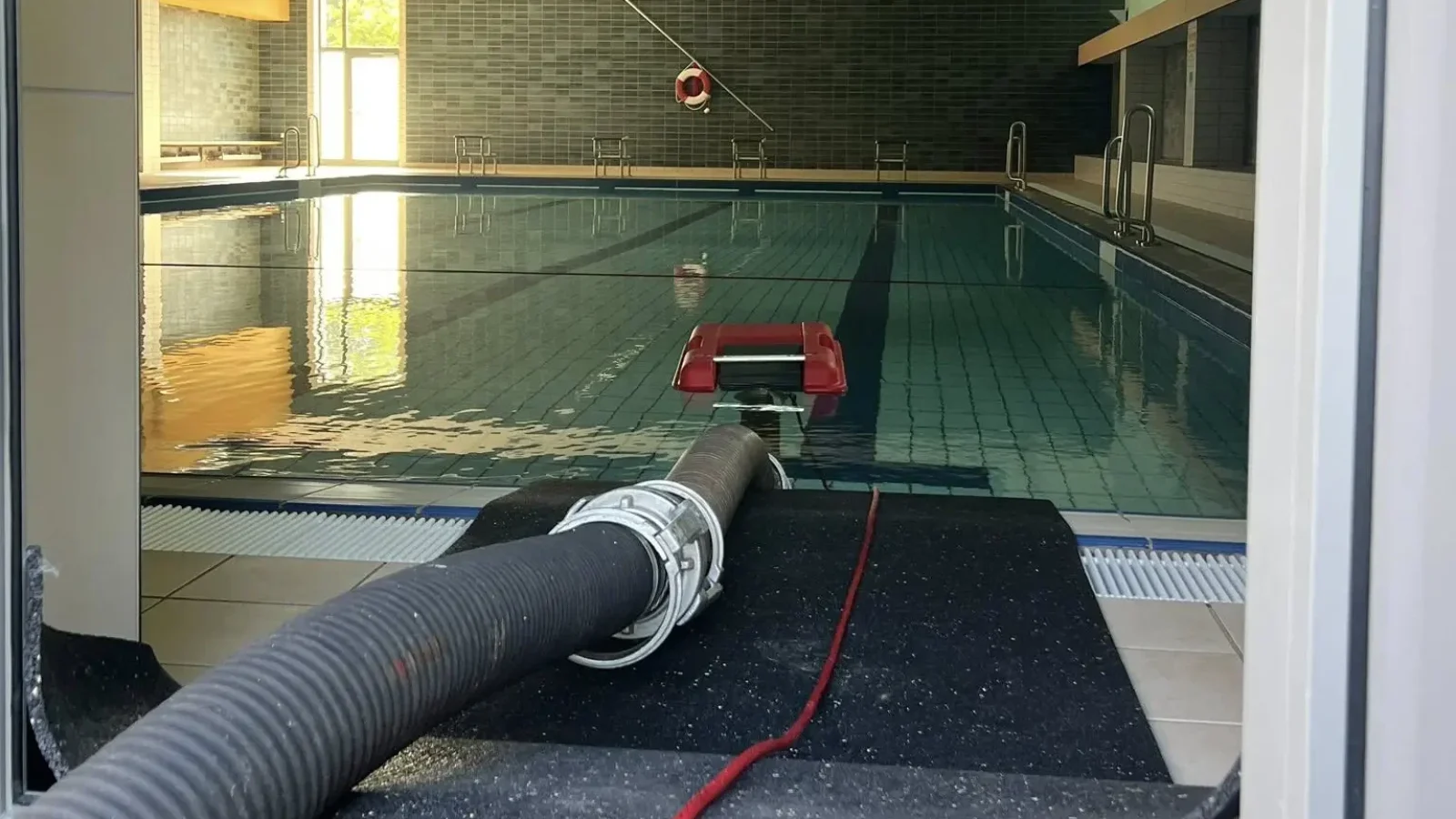 Löschwasserreserve im Schwimmbad-2