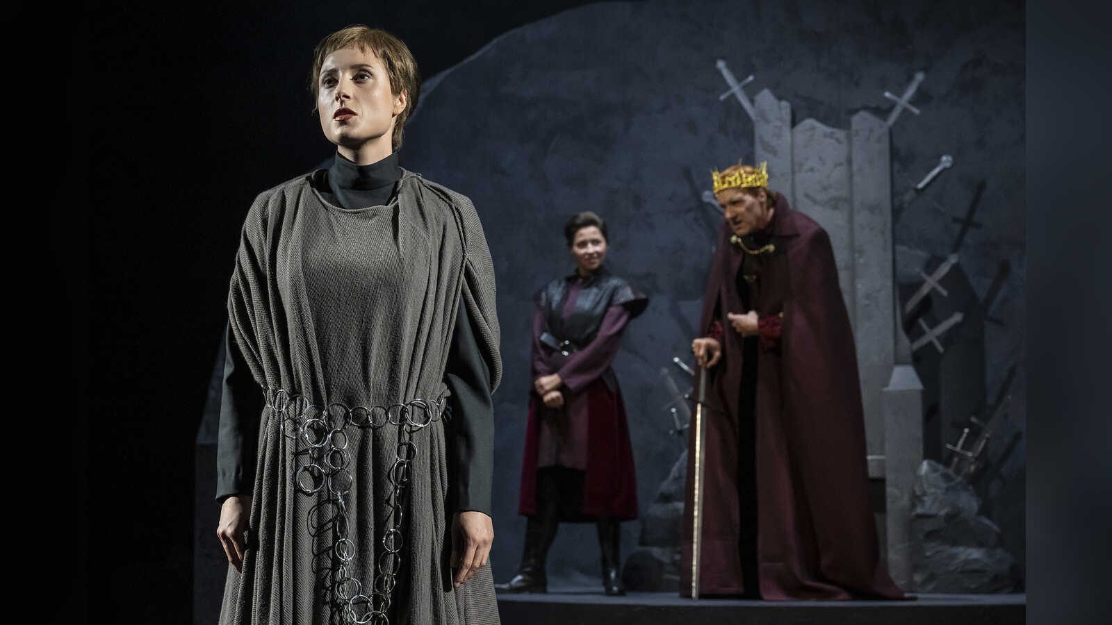 Szene aus der Inszenierung von Macbeth im Festspielhaus am Wall in Emden