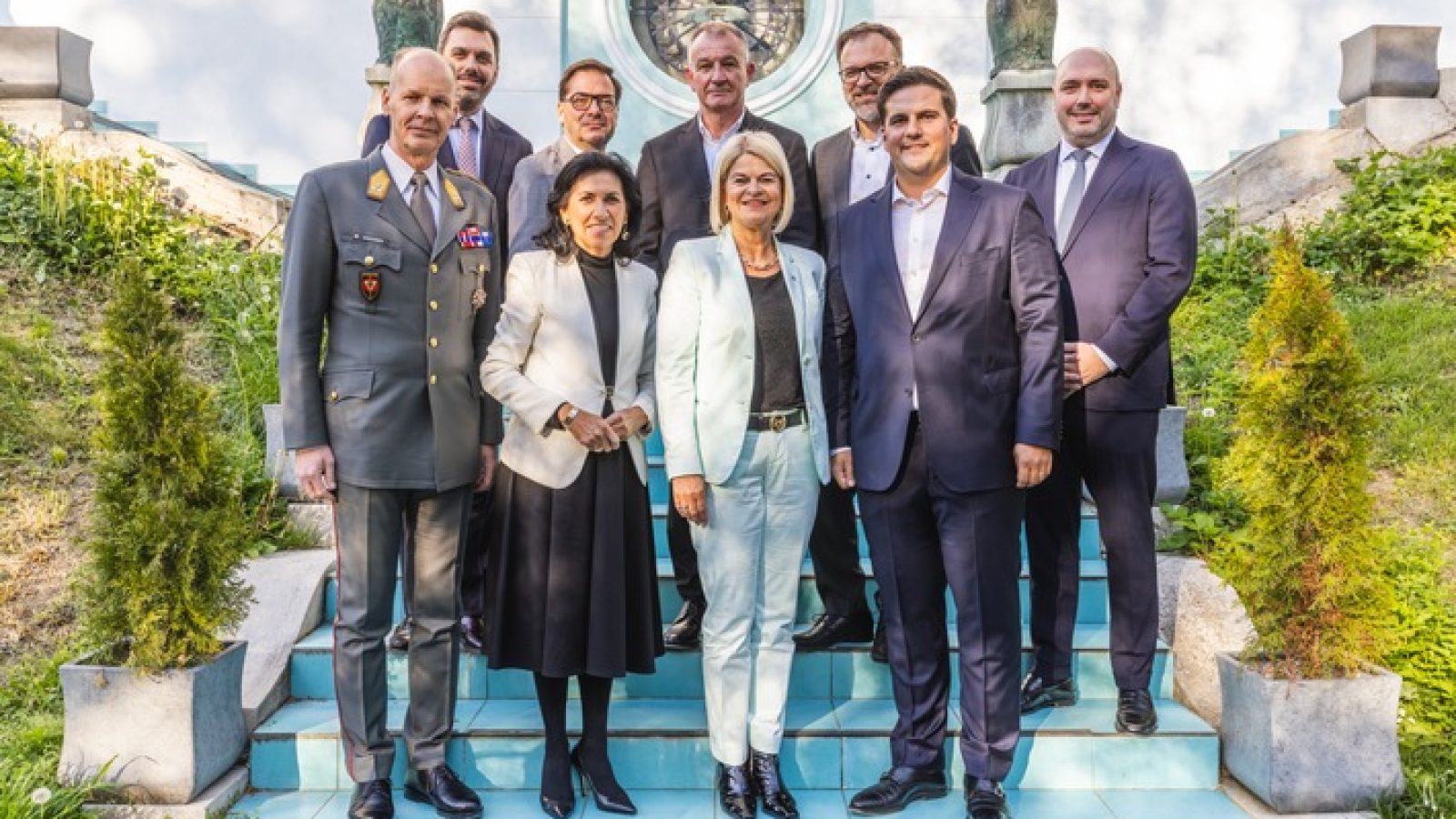 "Sicherheit schafft Wertschöpfung": Exklusives Forum für Europas Sicherheitszukunft in Wien / Weiterer Text über ots und www.presseportal.de/nr/181687 / Die Verwendung dieses Bildes für redaktionelle Zwecke ist unter Beachtung aller mitgeteilten Nutzungsbedingungen zulässig und dann auch honorarfrei. Veröffentlichung ausschließlich mit Bildrechte-Hinweis.