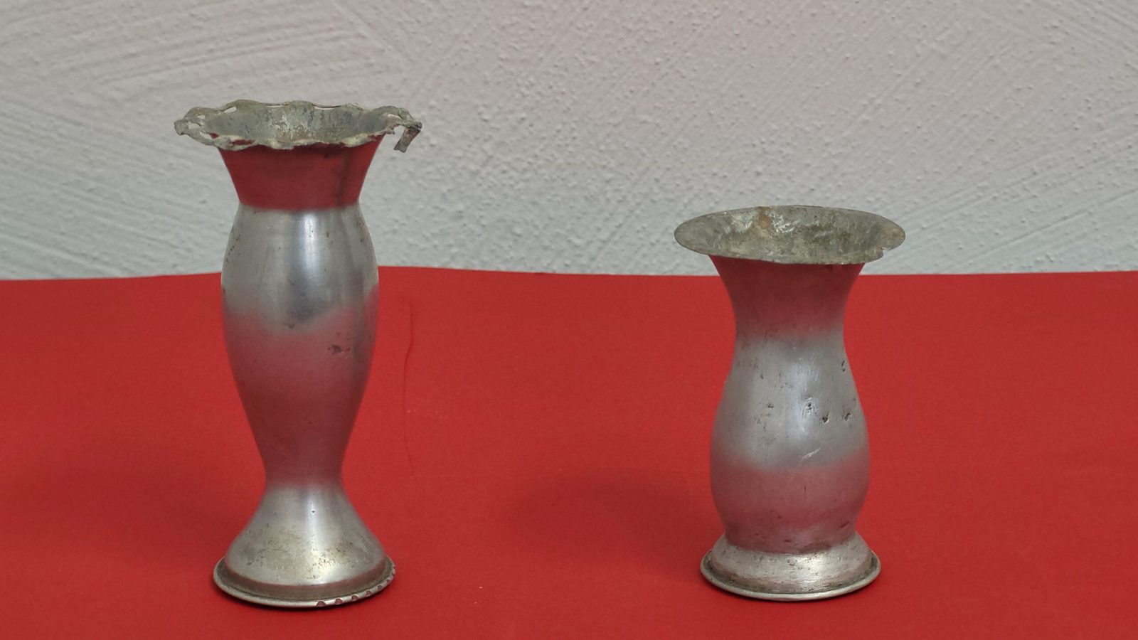 Notbehelfe Vasen aus Patronenhülsen (c) Stadtmuseum DAS TOR