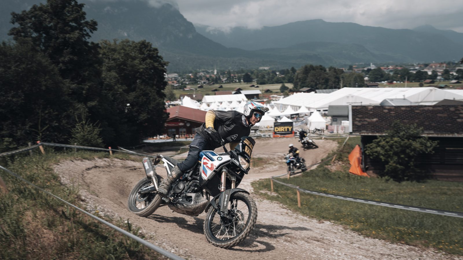 P90609793_highRes_bmw-motorrad-days-20
