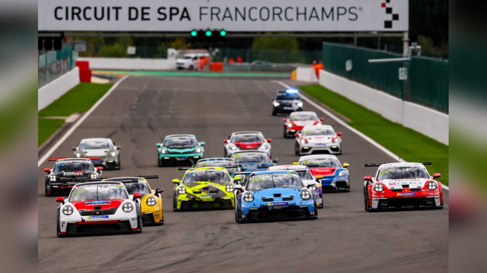 Porsche 911 GT3 Cup auf der Rennstrecke von Spa-Francorchamps