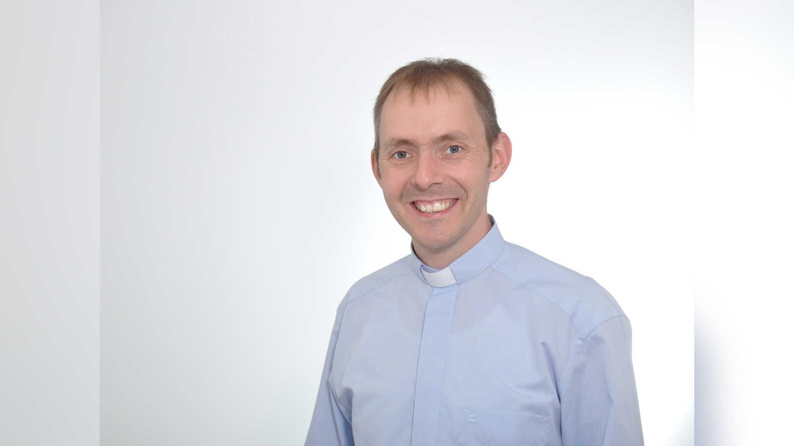 Pastor Ebbo Ebbing aus Rheine, der am 27. September bei Radio Horeb über die Firmung spricht