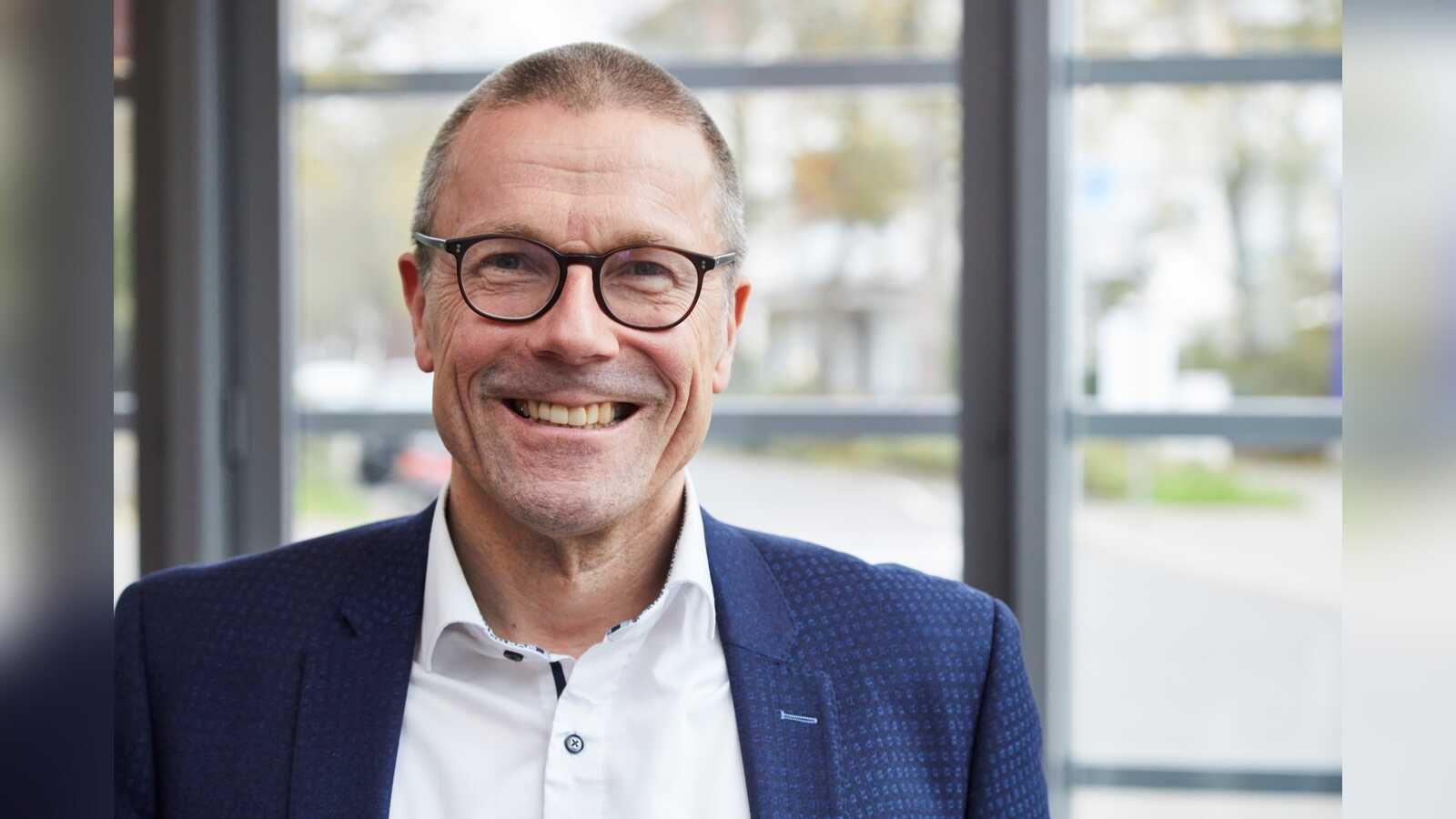 Porträt von Uwe Schneidewind, ehemaliger Oberbürgermeister von Wuppertal