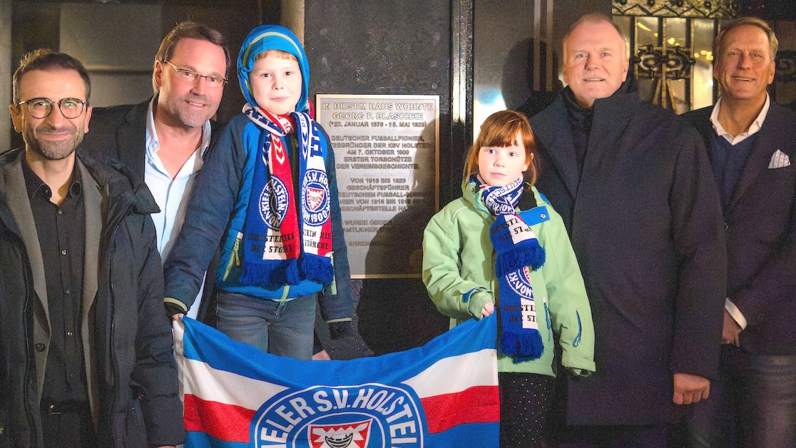 Präsentation der Gedenktafel