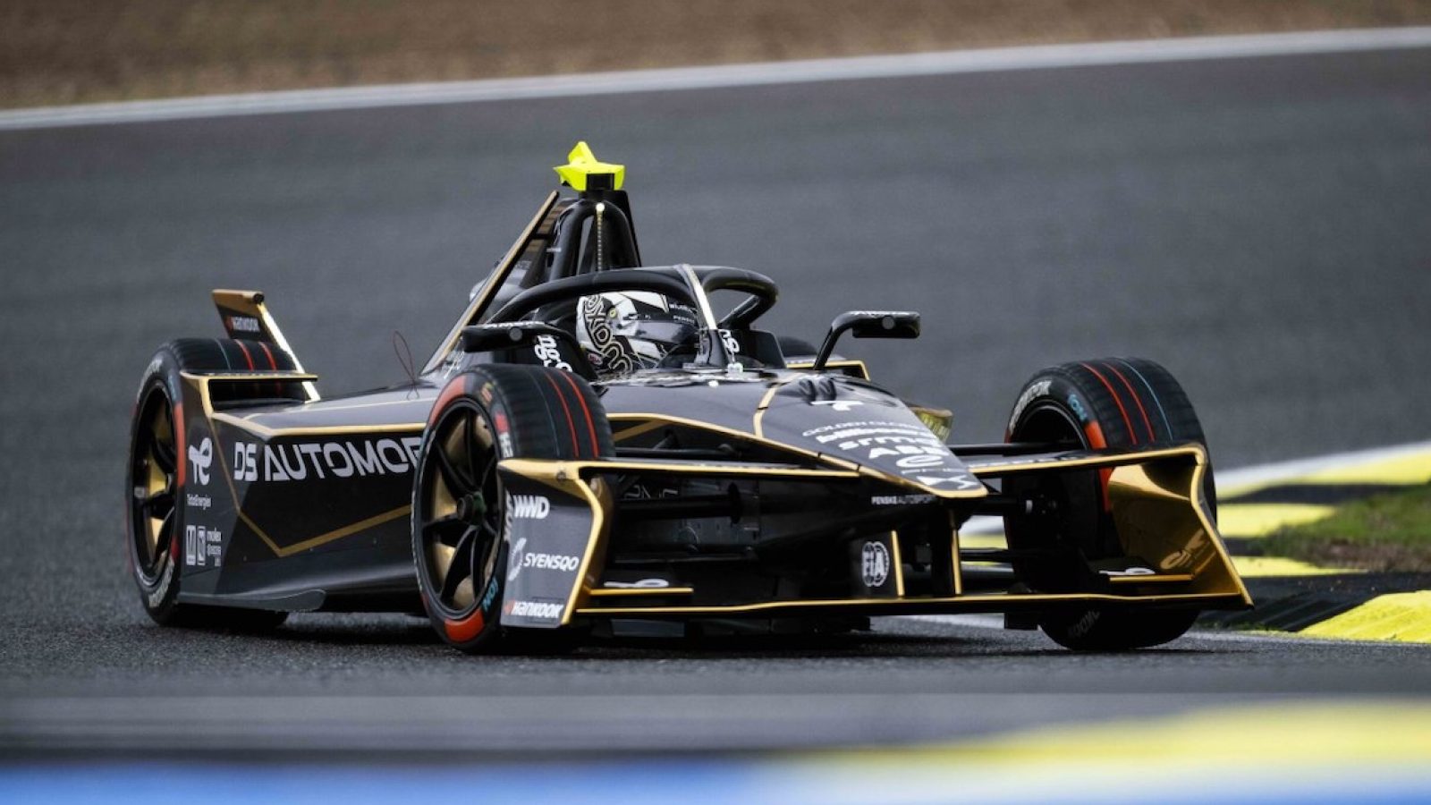 RENNACTION UND PUBLIKUMSPREMIERE DS N°7