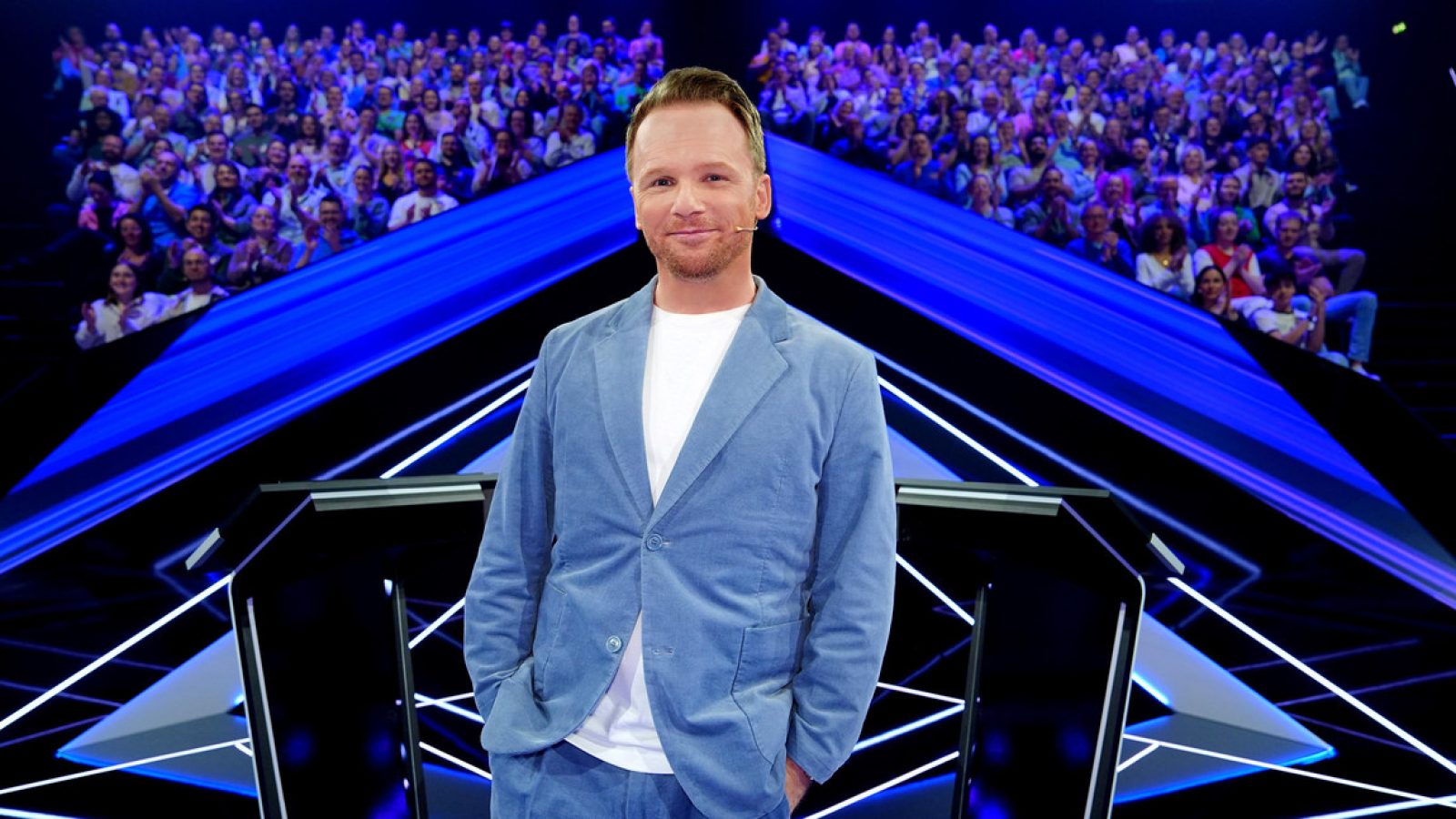 Moderator Ralf Schmitz+++ Die Verwendung des sendungsbezogenen Materials ist nur mit dem Hinweis und Verlinkung auf RTL+ gestattet. +++

+++ Die Verwendung des sendungsbezogenen Materials ist nur mit dem Hinweis und Verlinkung auf RTL+ gestattet. +++