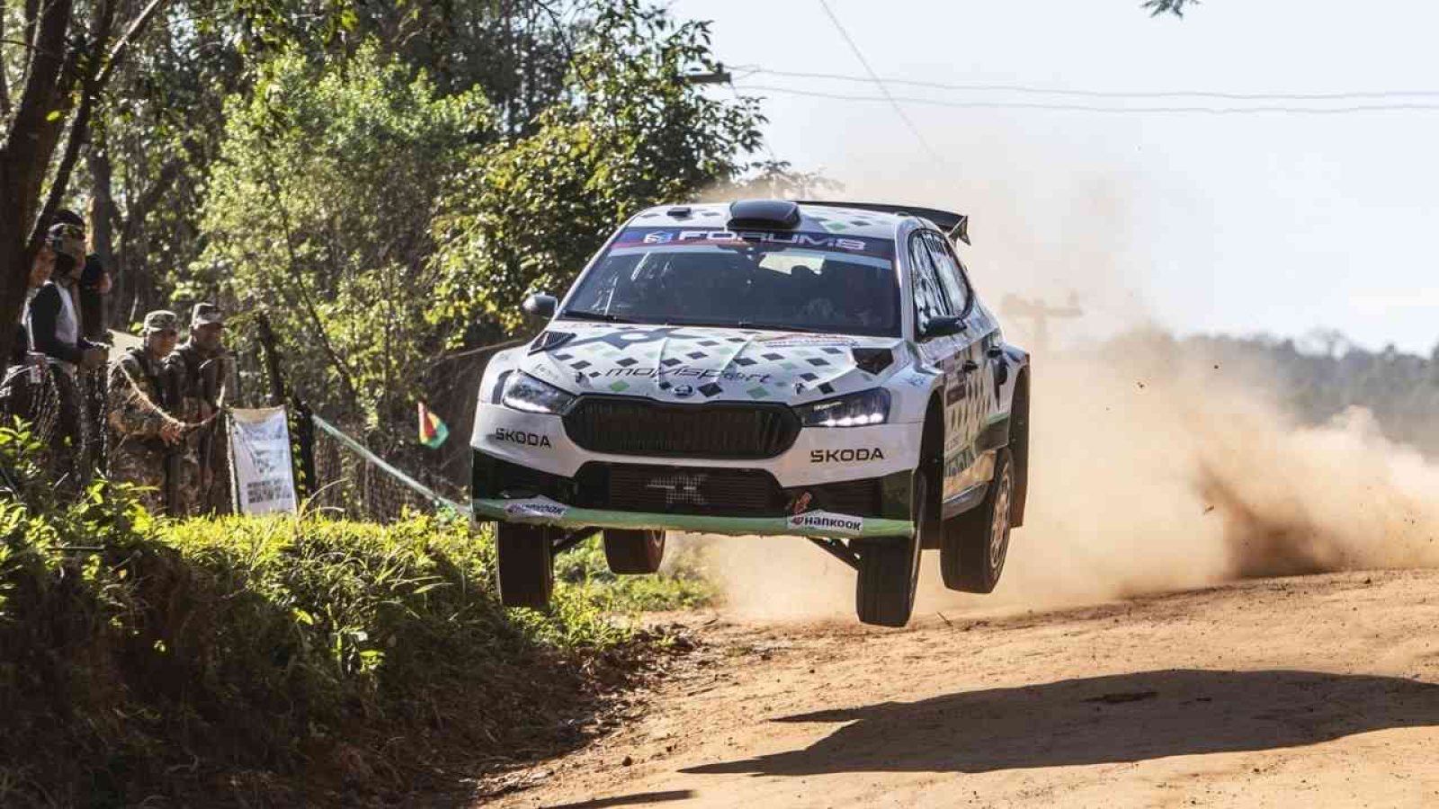 Sechs Skoda Fabia unter den Top 10 der WRC2 nach ereignisreichem WM-Debüt