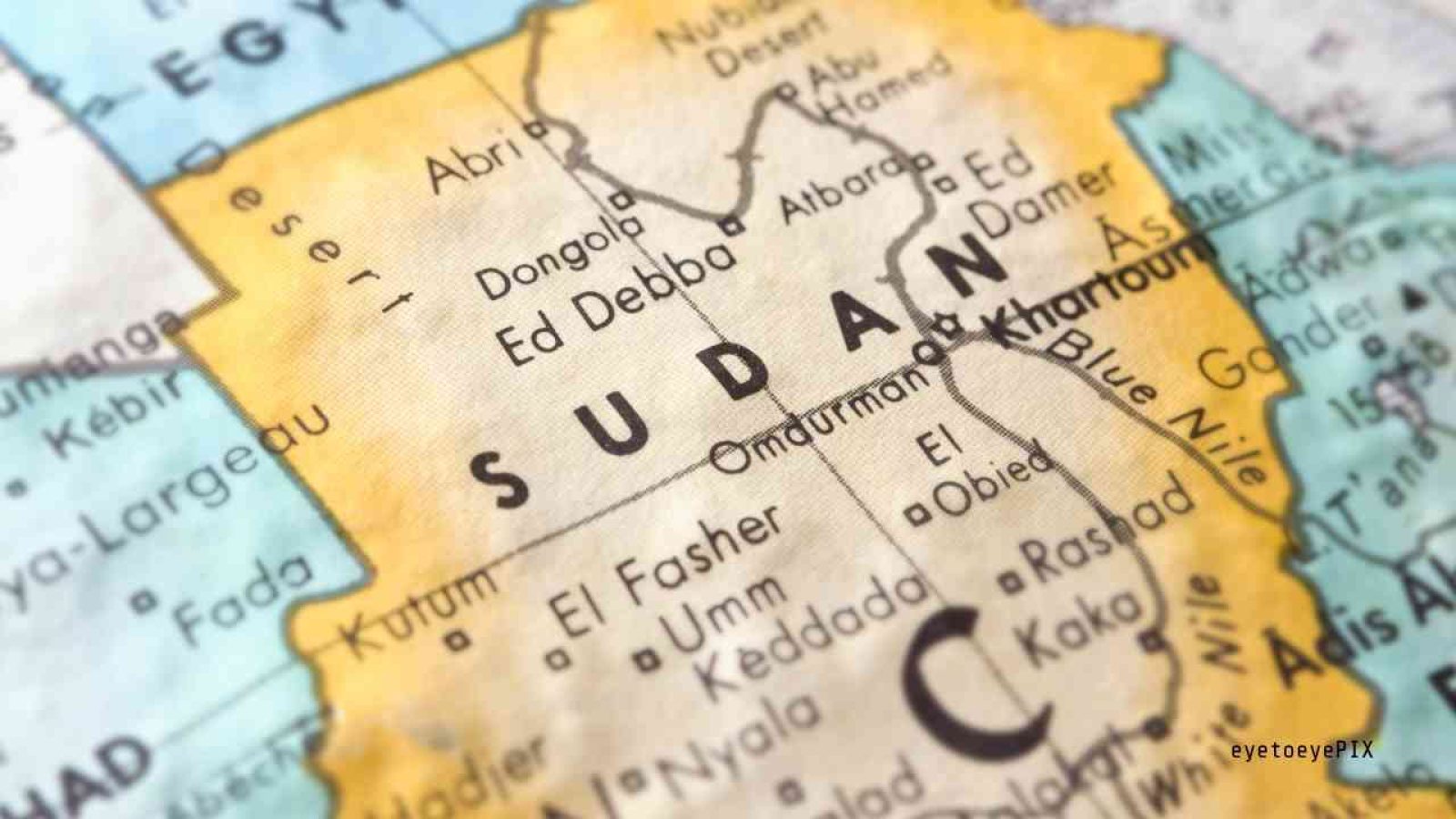Kinder in Not – Sudan Kinder in Al-Fashir unter Belagerung