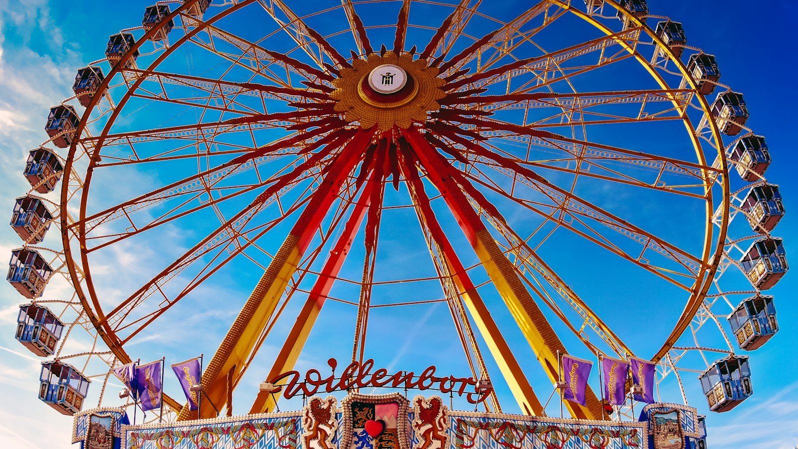 Riesenrad auf einer Kirmes