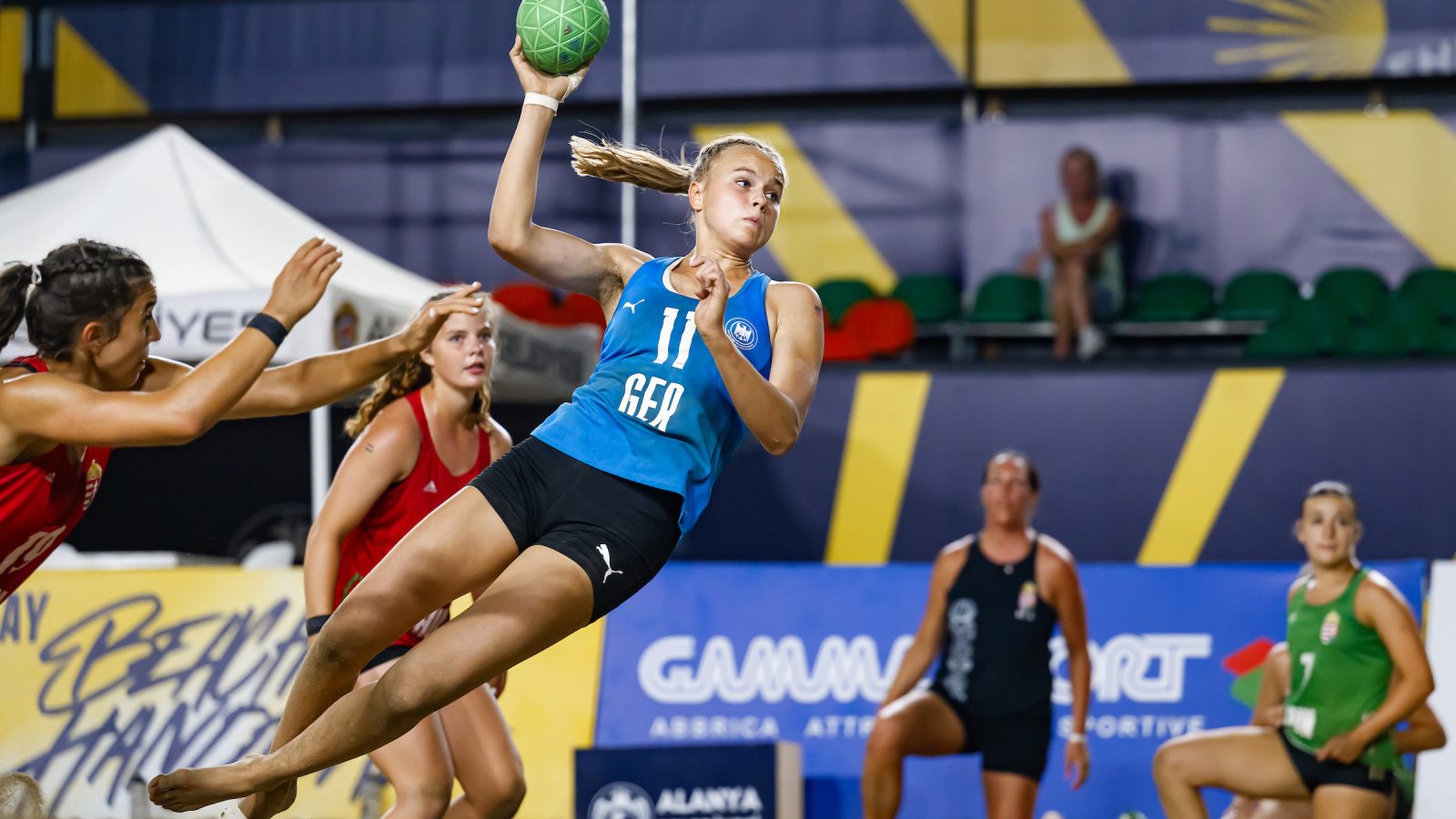 AHungary vs Germany (QF), YAC17 EHF Beach Handball EURO 2025, Alanya, Türkiye, 05.07.2025, Mandatory Credit © Sasa Pahic Szabo / kolektiff