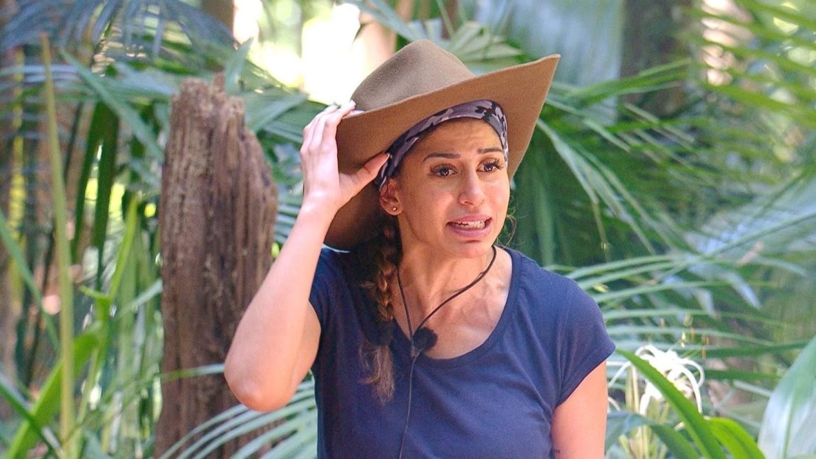 ACHTUNG: SPERRFRIST FÜR ALLE MEDIEN BIS ZUM SHOWENDE, DIENSTAG, 27. JANUAR 2026, 22:30 UHR

Die Stimmung kippt. Es bricht aus Eva Benetatou heraus und sie brüllt völlig außer sich: Ich möchte nicht mehr von dir beleidigt werden. Verstehst du das? Mein Sohn hat mehr Anstand als du.

+++ Die Verwendung des sendungsbezogenen Materials ist nur mit dem Hinweis und Verlinkung auf RTL+ gestattet. +++