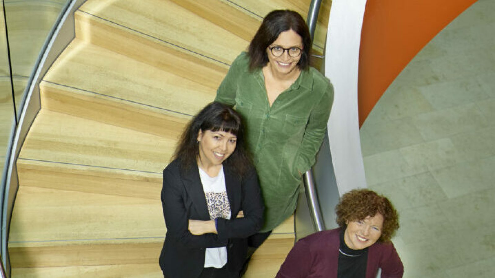 Das Team der Koordinierungsstelle Frauen und Wirtschaft des Landkreises Grafschaft Bentheim: (v.l.n.r.) Marina Maksimenko, Jaqueline Demelis und Claudia Gerds. (Foto: Armin Frieling)