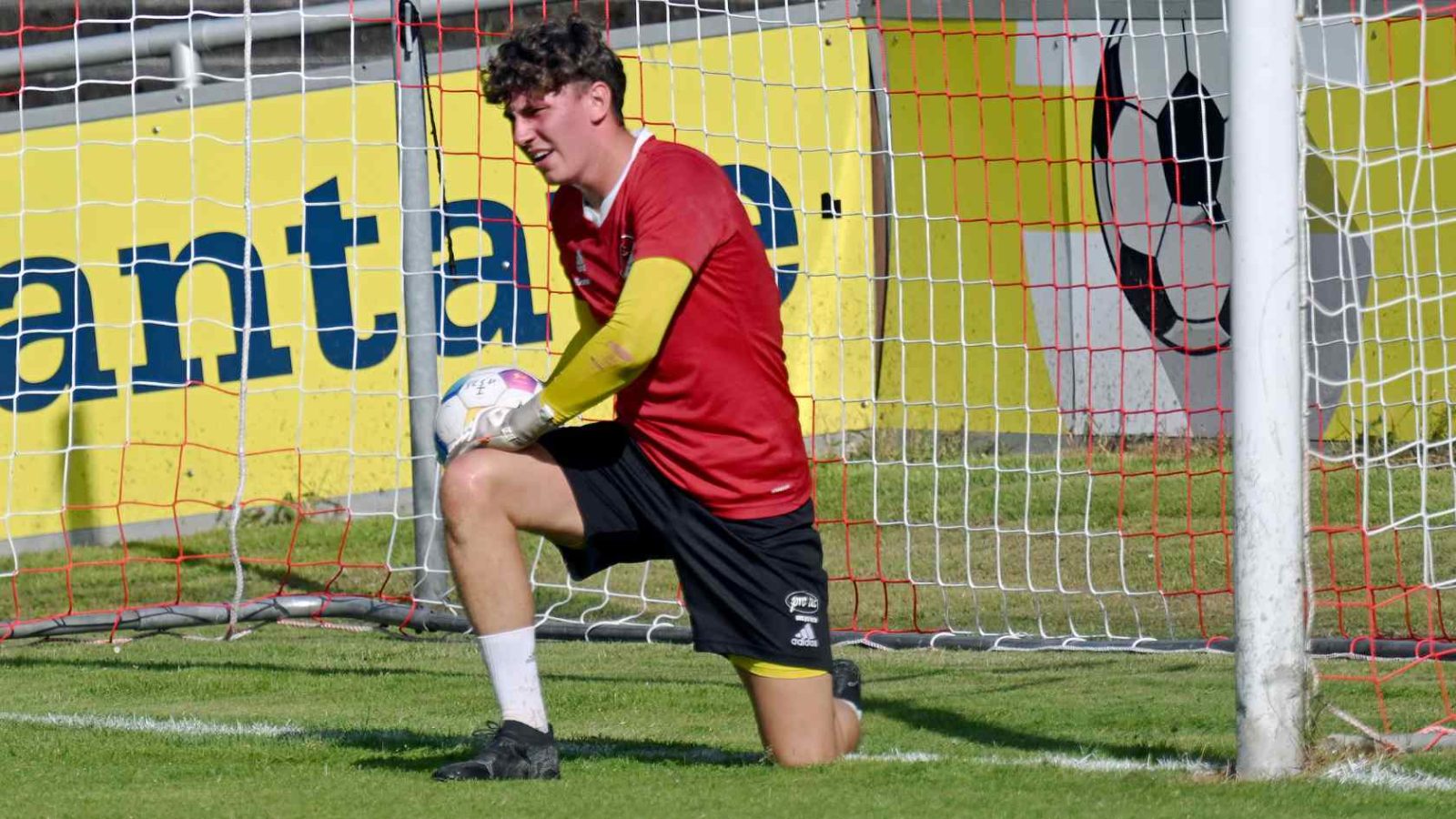 Torwart Mattis Niemann