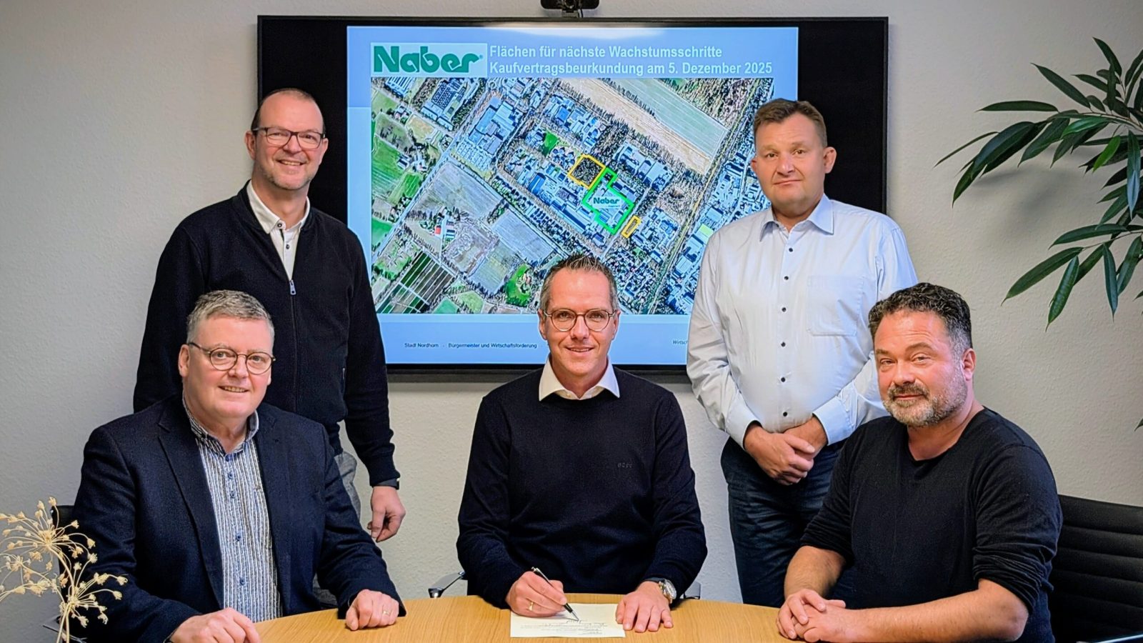 Vertragsunterzeichnung, Berling, Müller, Niekiel, Brümmer, Naber