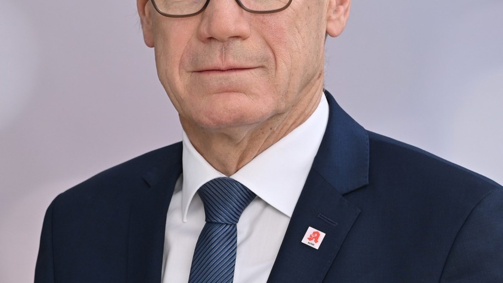 ABDA-Präsident Thomas Preis / Weiterer Text über ots und www.presseportal.de/nr/7002 / Die Verwendung dieses Bildes für redaktionelle Zwecke ist unter Beachtung aller mitgeteilten Nutzungsbedingungen zulässig und dann auch honorarfrei. Veröffentlichung ausschließlich mit Bildrechte-Hinweis.