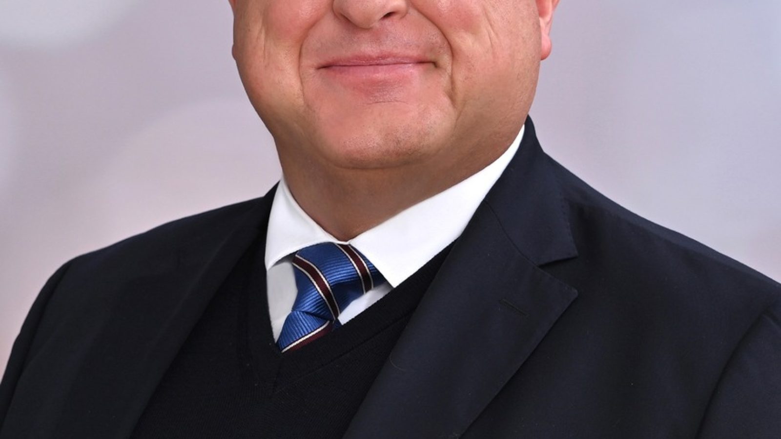 Dr. Armin Hoffmann, Präsident der Bundesapothekerkammer / Weiterer Text über ots und www.presseportal.de/nr/7002 / Die Verwendung dieses Bildes für redaktionelle Zwecke ist unter Beachtung aller mitgeteilten Nutzungsbedingungen zulässig und dann auch honorarfrei. Veröffentlichung ausschließlich mit Bildrechte-Hinweis.