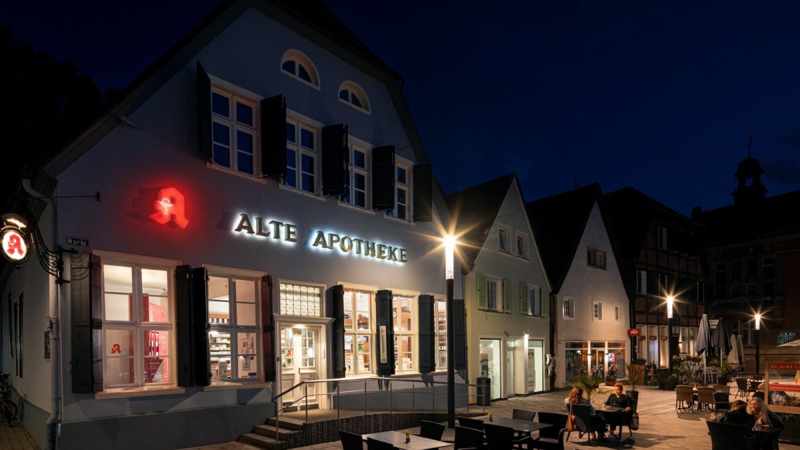 Zum Jahresende 2025 gab es bundesweit nur noch 16.601 Apotheken. Das sind 440 Apotheken oder 2,6 Prozent weniger als Ende 2024 (17.041). Den 502 Apothekenschließungen standen lediglich 62 Neueröffnungen im Laufe des Jahres 2025 gegenüber. Das zeigen Zahlen der ABDA - Bundesvereinigung Deutscher Apothekerverbände auf Basis von Meldungen der Landesapothekerkammern. / Weiterer Text über ots und www.presseportal.de/nr/7002 / Die Verwendung dieses Bildes für redaktionelle Zwecke ist unter Beachtung aller mitgeteilten Nutzungsbedingungen zulässig und dann auch honorarfrei. Veröffentlichung ausschließlich mit Bildrechte-Hinweis.