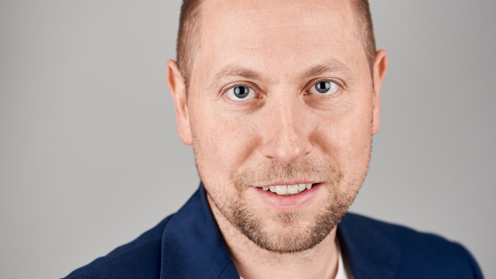 CAREER STANDOUT PROGRAM 
Shape Culture. Lead with Impact. Accelerate Your Career. / Weiterer Text über ots und www.presseportal.de/nr/182244 / Die Verwendung dieses Bildes für redaktionelle Zwecke ist unter Beachtung aller mitgeteilten Nutzungsbedingungen zulässig und dann auch honorarfrei. Veröffentlichung ausschließlich mit Bildrechte-Hinweis.