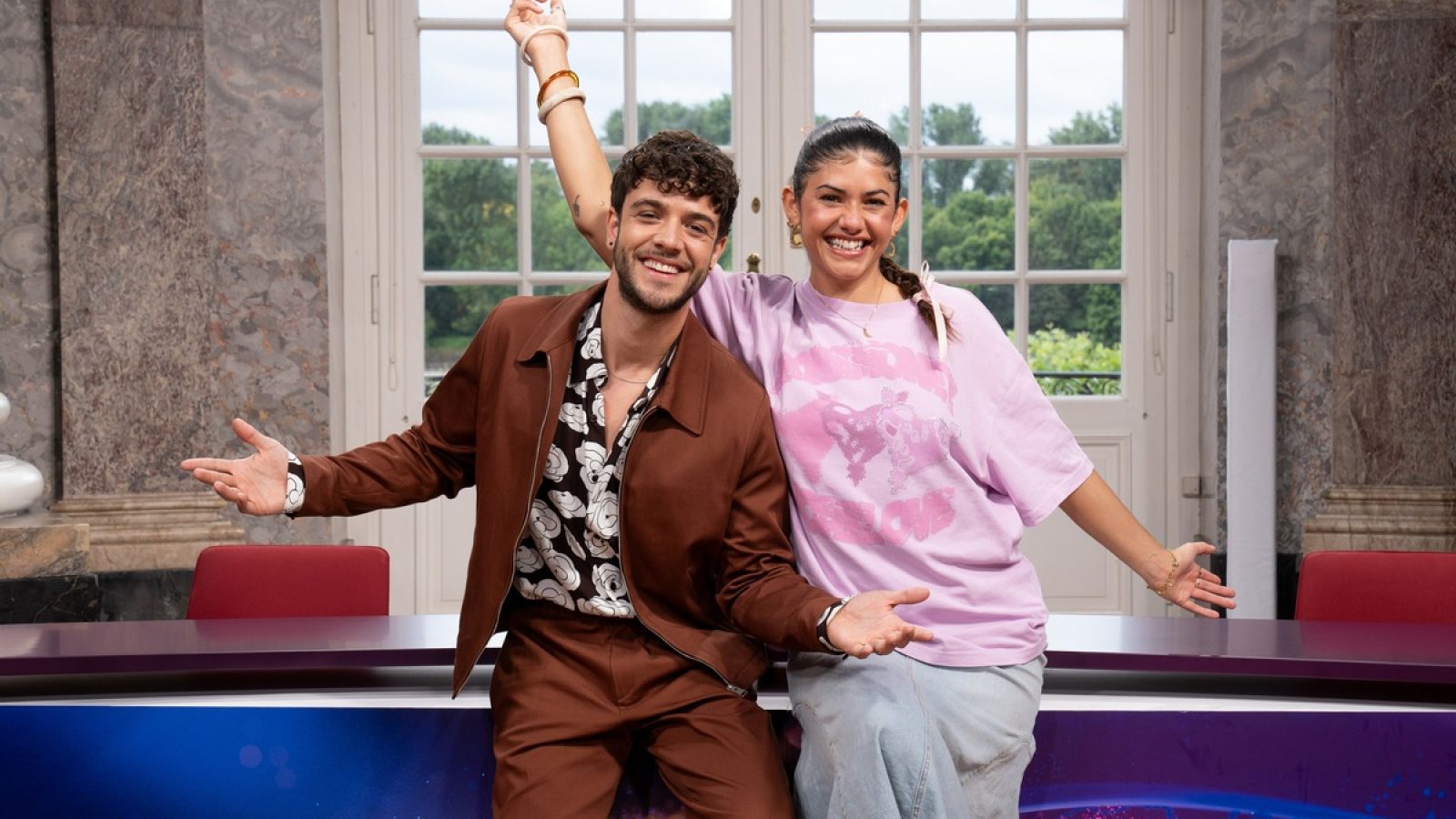 Luca Hänni und Jeannie Naomi Wagner

© ZDF/Andrea Enderlein - Honorarfreie Verwendung gemäß AGB im engen inhaltlichen redaktionellen Zusammenhang mit genannter Sendung bei Nennung "Bild: ZDF/Andrea Enderlein" einschließlich Social Media / Weiterer Text über ots und www.presseportal.de/nr/6535 / Die Verwendung dieses Bildes für redaktionelle Zwecke ist unter Beachtung aller mitgeteilten Nutzungsbedingungen zulässig und dann auch honorarfrei. Veröffentlichung ausschließlich mit Bildrechte-Hinweis.