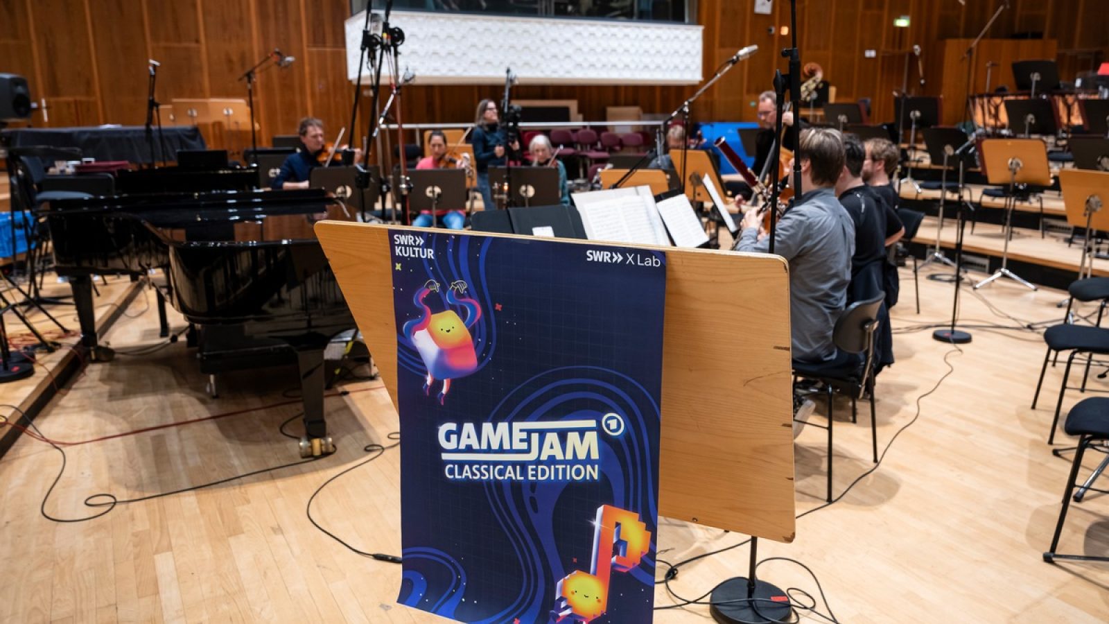 SÜDWESTRUNDFUNK
ARD Game Jam - Classical Edition
Vom 13. bis 15. Februar entwickeln sieben Teams in einem Live-Streaming-Event auf dem Twitch-Kanal der ARD und dem ARD Klassik YouTube Kanal neue Computerspiele und lassen sich dabei von klassischen Orchesterstücken, vorgetragen von Mitgliedern des SWR Symphonieorchesters, inspirieren.
© SWR/Patricia Neligan, honorarfrei - Verwendung gemäß der AGB im Rahmen einer engen, unternehmensbezogenen Berichterstattung im SWR-Zusammenhang bei Nennung "Bild: SWR/Patricia Neligan" (S2+), SWR Presse/Bildkommunikation, Baden-Baden, Tel: 07221/929-24429, foto@swr.de / Weiterer Text über ots und www.presseportal.de/nr/7169 / Die Verwendung dieses Bildes für redaktionelle Zwecke ist unter Beachtung aller mitgeteilten Nutzungsbedingungen zulässig und dann auch honorarfrei. Veröffentlichung ausschließlich mit Bildrechte-Hinweis.