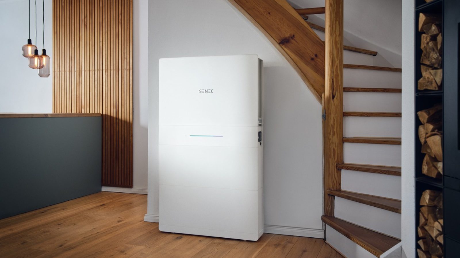 SENEC.Home E4 Batteriespeicher - jetzt auch als AC-Variante. Mehr Flexibilität für die einfache Nachrüstung bestehender PV-Anlagen / Weiterer Text über ots und www.presseportal.de/nr/134494 / Die Verwendung dieses Bildes für redaktionelle Zwecke ist unter Beachtung aller mitgeteilten Nutzungsbedingungen zulässig und dann auch honorarfrei. Veröffentlichung ausschließlich mit Bildrechte-Hinweis.