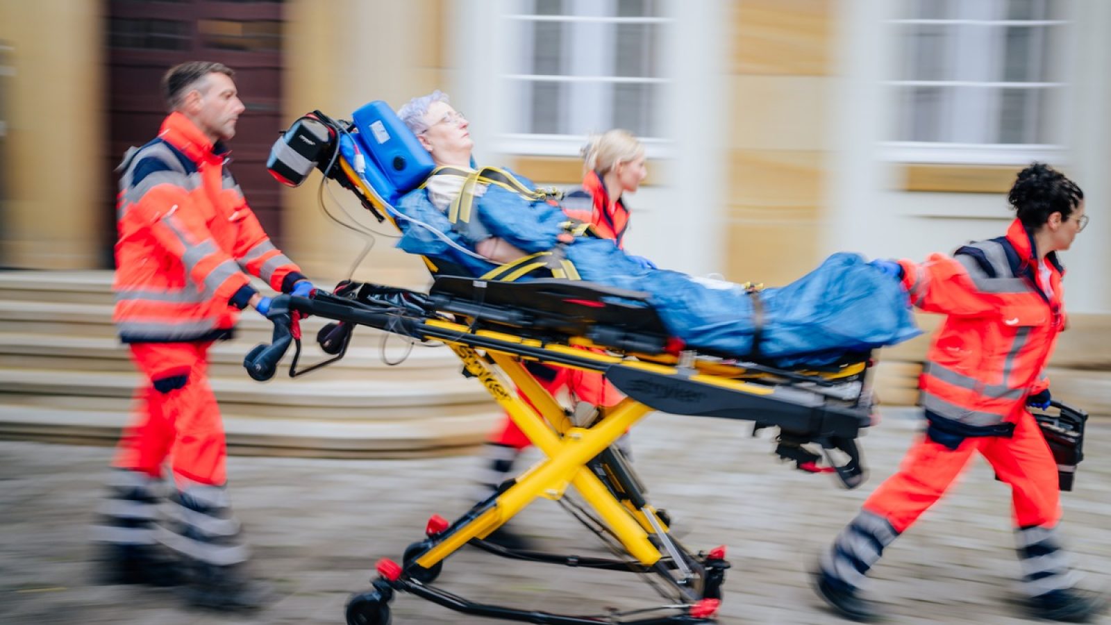 Foto: Besim Mazhiqi / Stiftung Deutsche Schlaganfall-Hilfe / Weiterer Text über ots und www.presseportal.de/nr/23980 / Die Verwendung dieses Bildes für redaktionelle Zwecke ist unter Beachtung aller mitgeteilten Nutzungsbedingungen zulässig und dann auch honorarfrei. Veröffentlichung ausschließlich mit Bildrechte-Hinweis.