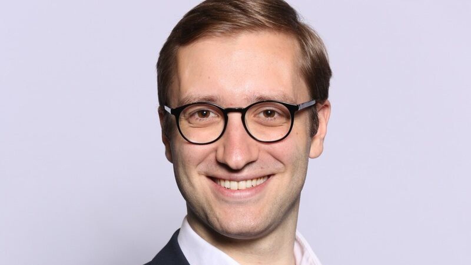 Joshua Hofert ist neuer Vorsitzender der Terre des Hommes Internationalen Föderation / Weiterer Text über ots und www.presseportal.de/nr/9646 / Die Verwendung dieses Bildes für redaktionelle Zwecke ist unter Beachtung aller mitgeteilten Nutzungsbedingungen zulässig und dann auch honorarfrei. Veröffentlichung ausschließlich mit Bildrechte-Hinweis.