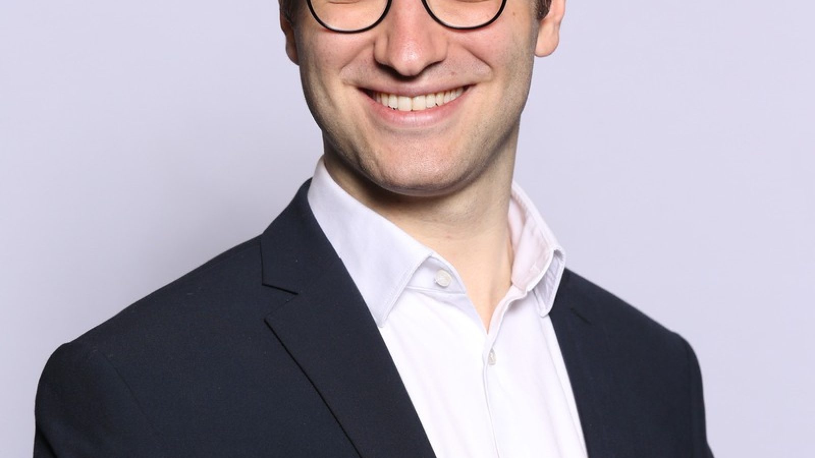 Joshua Hofert ist neuer Vorsitzender der Terre des Hommes Internationalen Föderation / Weiterer Text über ots und www.presseportal.de/nr/9646 / Die Verwendung dieses Bildes für redaktionelle Zwecke ist unter Beachtung aller mitgeteilten Nutzungsbedingungen zulässig und dann auch honorarfrei. Veröffentlichung ausschließlich mit Bildrechte-Hinweis.