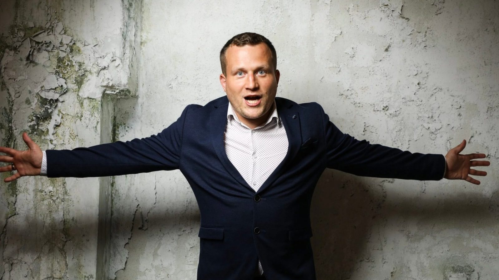 Warum 90 % der Immobilienmakler Häuser kaputt verkaufen - Timm Sonnenfeld von Rosenberg Immobilien über falsche Preise, bequeme Beratung und eine Branche, die den Markt nicht verstanden hat / Weiterer Text über ots und www.presseportal.de/nr/176394 / Die Verwendung dieses Bildes für redaktionelle Zwecke ist unter Beachtung aller mitgeteilten Nutzungsbedingungen zulässig und dann auch honorarfrei. Veröffentlichung ausschließlich mit Bildrechte-Hinweis.