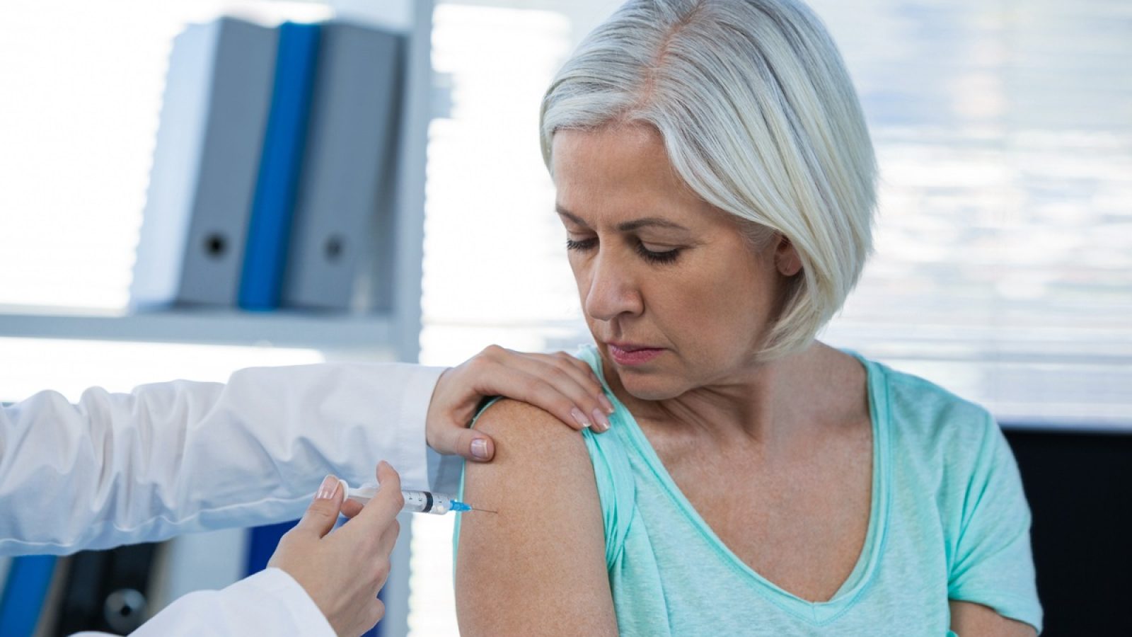 Eine Impfung gegen Pneumokokken kann vor langfristigen Folgen für die Gesundheit schützen / Weiterer Text über ots und www.presseportal.de/nr/13016 / Die Verwendung dieses Bildes für redaktionelle Zwecke ist unter Beachtung aller mitgeteilten Nutzungsbedingungen zulässig und dann auch honorarfrei. Veröffentlichung ausschließlich mit Bildrechte-Hinweis.