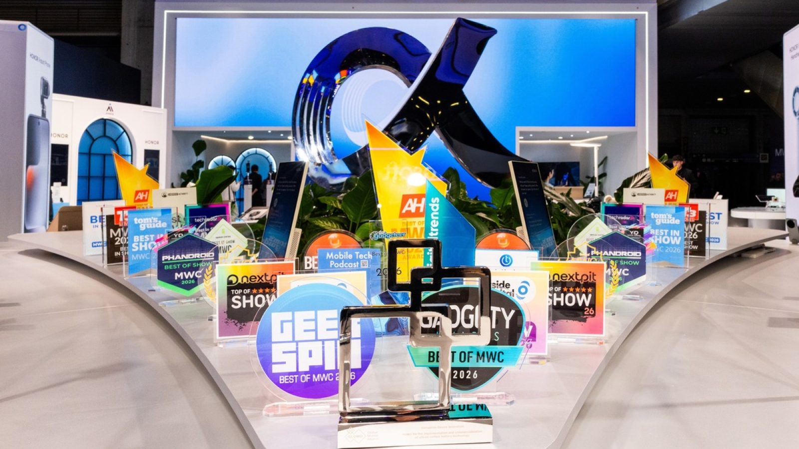 (c)HONOR / Weiterer Text über ots und www.presseportal.de/nr/137526 / Die Verwendung dieses Bildes für redaktionelle Zwecke ist unter Beachtung aller mitgeteilten Nutzungsbedingungen zulässig und dann auch honorarfrei. Veröffentlichung ausschließlich mit Bildrechte-Hinweis.