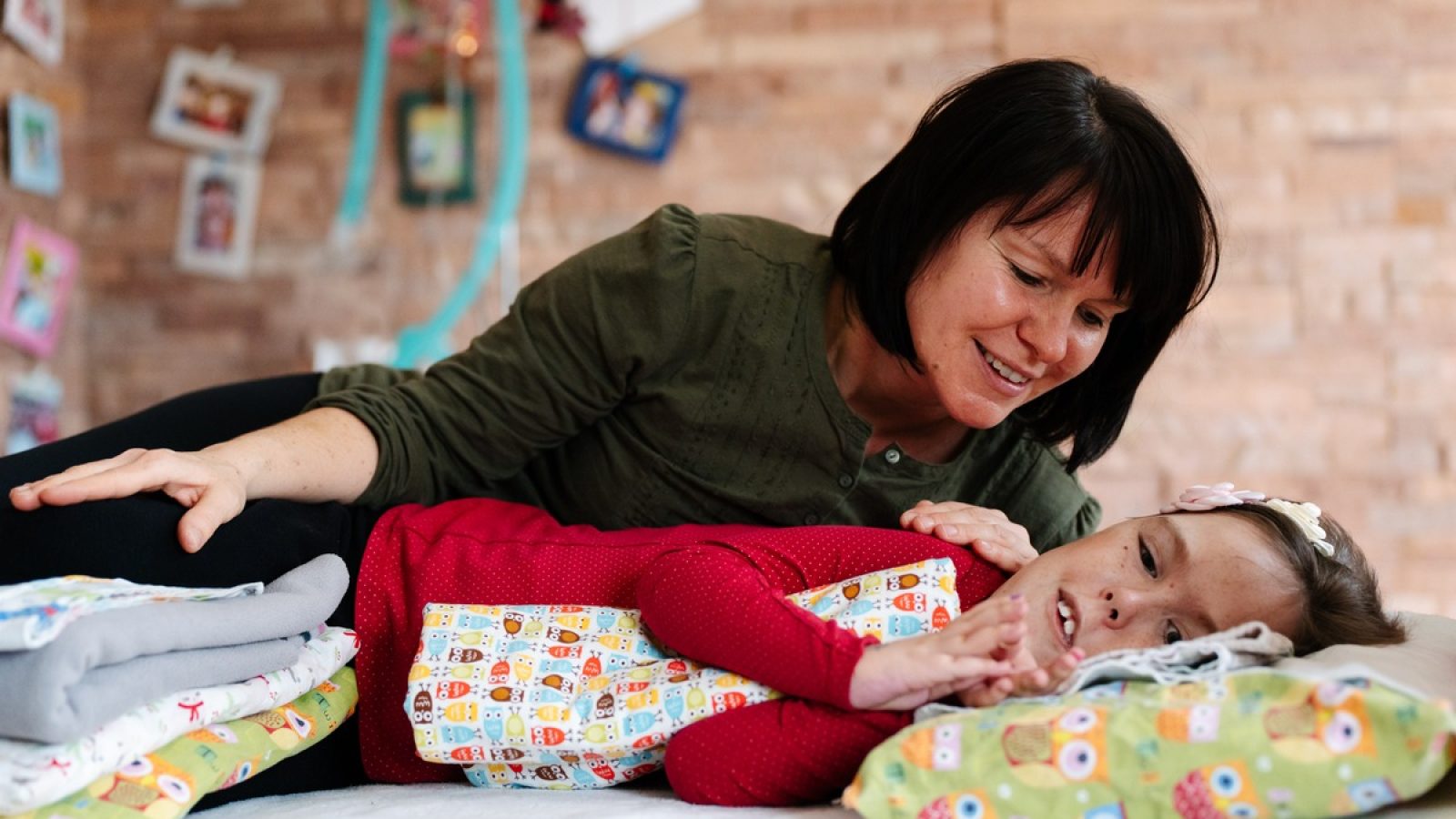 Die Deutschen Kinderhospiz Dienste begleiten Familien mit lebensverkürzend erkrankten Kindern / Weiterer Text über ots und www.presseportal.de/nr/176683 / Die Verwendung dieses Bildes für redaktionelle Zwecke ist unter Beachtung aller mitgeteilten Nutzungsbedingungen zulässig und dann auch honorarfrei. Veröffentlichung ausschließlich mit Bildrechte-Hinweis.