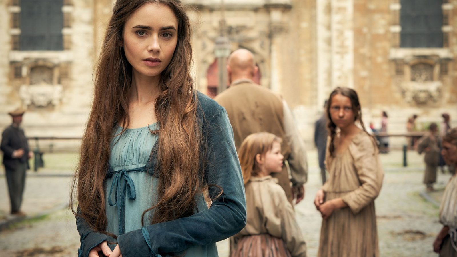 © Lookout Point Ltd/BBC MMXVII
Hochkarätig besetzt und mitreißend inszeniert: Die britische Neuinszenierung von "Les Misérables" als Miniserie mit Lily Collins, Dominic West und Olivia Coleman ist ab dem 5. Februar exklusiv bei ARD Plus zu sehen / Weiterer Text über ots und www.presseportal.de/nr/59521 / Die Verwendung dieses Bildes für redaktionelle Zwecke ist unter Beachtung aller mitgeteilten Nutzungsbedingungen zulässig und dann auch honorarfrei. Veröffentlichung ausschließlich mit Bildrechte-Hinweis.
