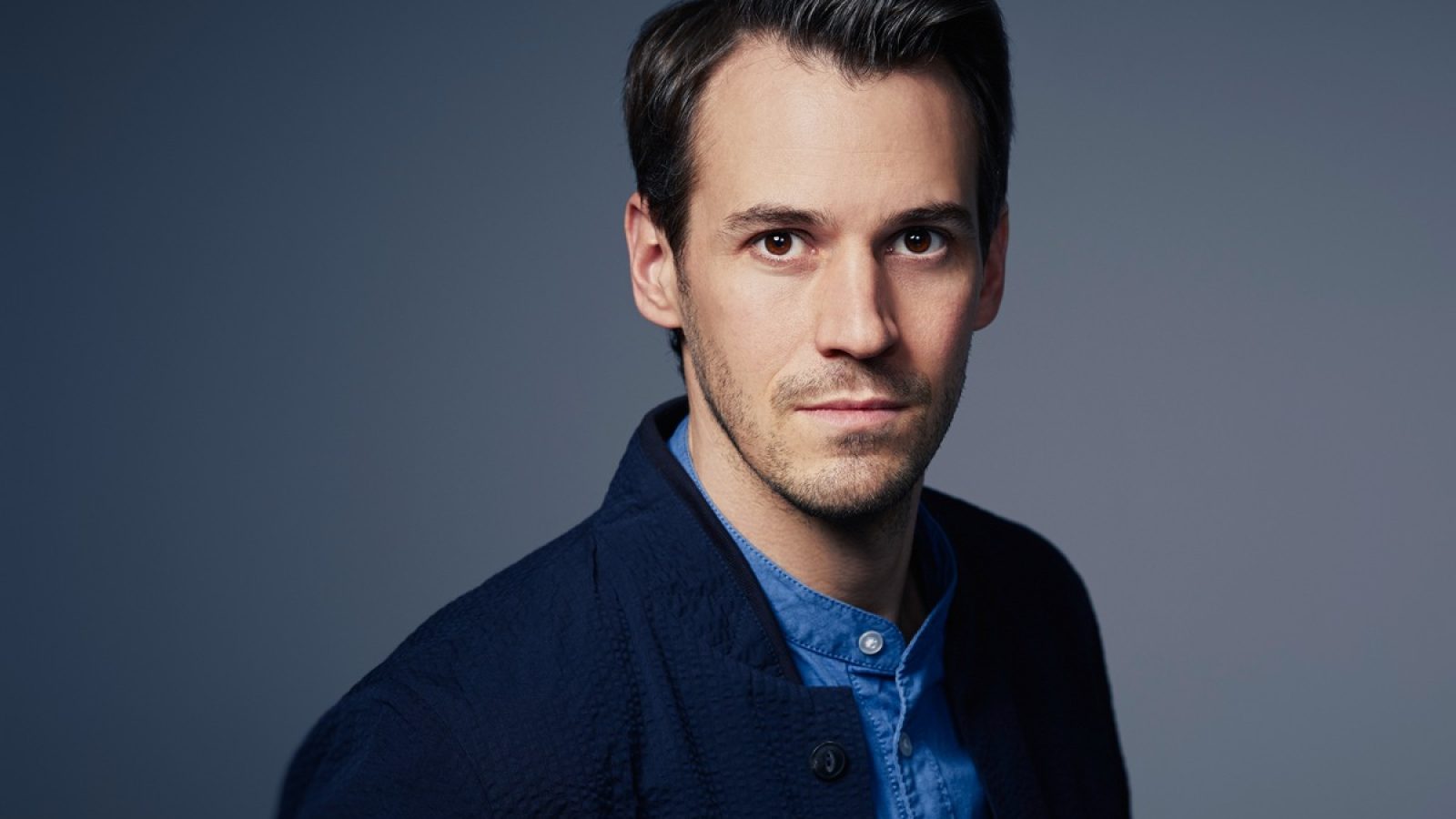 Bertram Gugel, Head of Product Management bei ARD-Online.
© SWR/Stefan Hohloch, honorarfrei - Verwendung gemäß der AGB im engen inhaltlichen, redaktionellen Zusammenhang mit genannter SWR-Sendung und bei Nennung "Bild: SWR/"Stefan Hohloch (S2). SWR Presse/Bildkommunikation, Baden-Baden, Tel: 07221/929-22202, foto@swr.de. / Weiterer Text über ots und www.presseportal.de/nr/29876 / Die Verwendung dieses Bildes für redaktionelle Zwecke ist unter Beachtung aller mitgeteilten Nutzungsbedingungen zulässig und dann auch honorarfrei. Veröffentlichung ausschließlich mit Bildrechte-Hinweis.