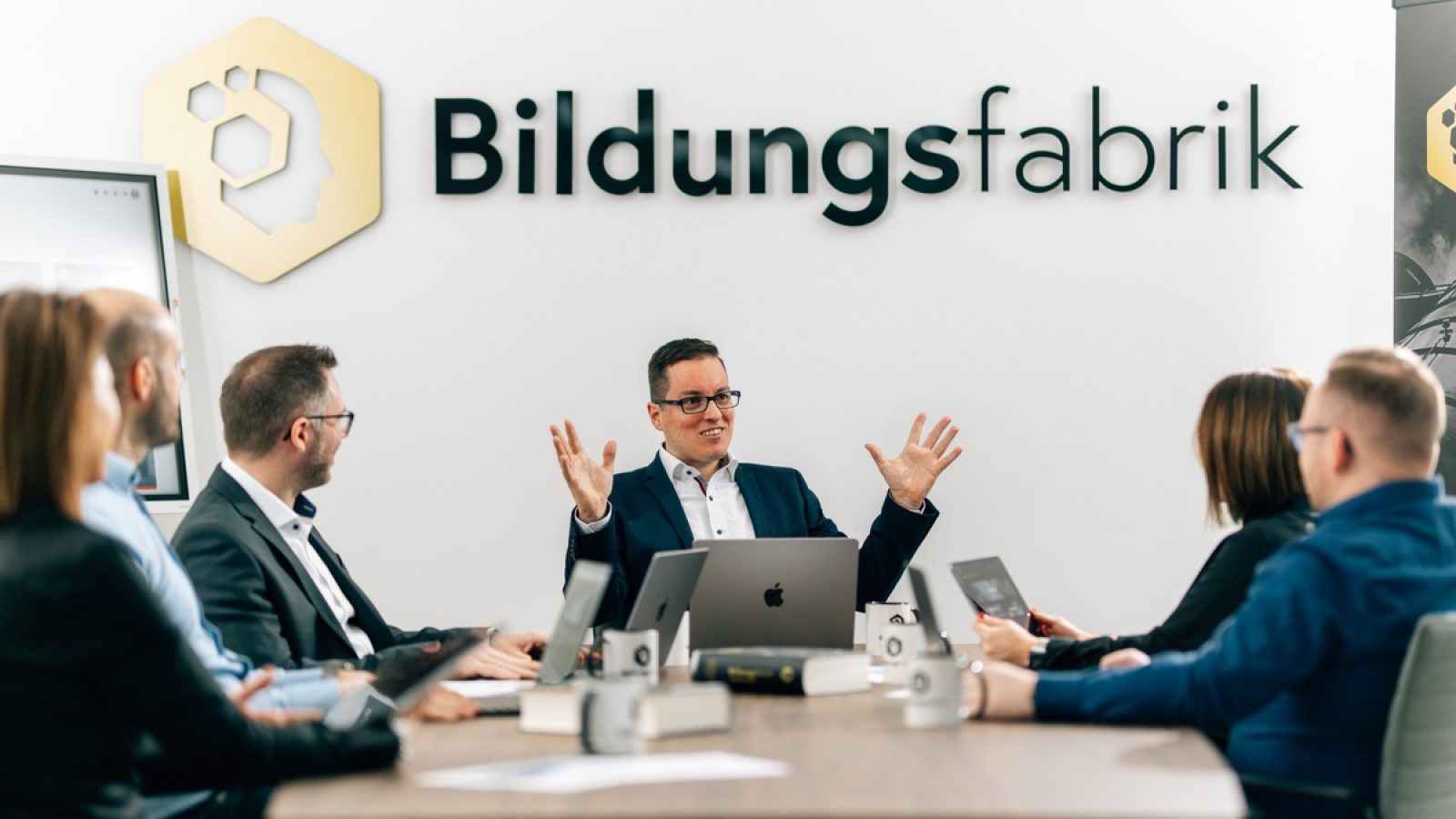 Bildungsfabrik Coaching GmbH / Weiterer Text über ots und www.presseportal.de/nr/171460 / Die Verwendung dieses Bildes für redaktionelle Zwecke ist unter Beachtung aller mitgeteilten Nutzungsbedingungen zulässig und dann auch honorarfrei. Veröffentlichung ausschließlich mit Bildrechte-Hinweis.
