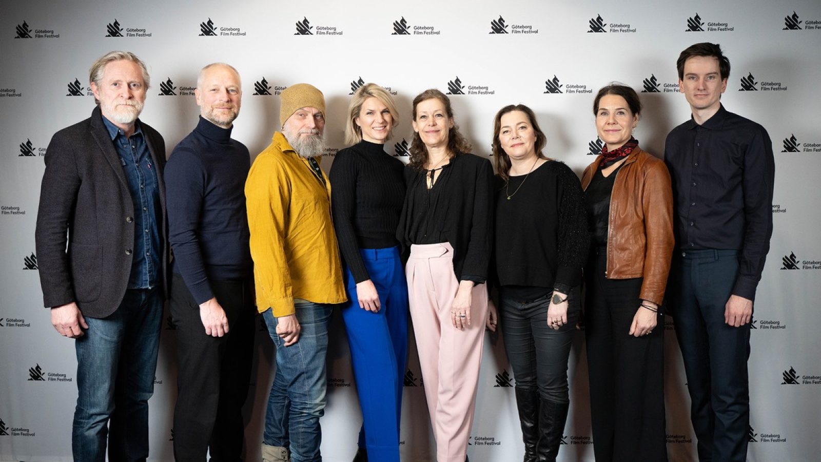 Von links: Birgir Sigfússon (RÚV), Wim Janssen (VRT), Jarmo Lampela (YLE), Jasmin Maeda (ZDF), Henriette Marienlund (DR), Marianne Furevold-Boland (NRK), Johanna Gardare (SVT), Sebastiaan Leeman (NPO)
Nutzung des Bildes für redaktionelle / Berichterstattung inkl. Social Media / Weiterer Text über ots und www.presseportal.de/nr/7840 / Die Verwendung dieses Bildes für redaktionelle Zwecke ist unter Beachtung aller mitgeteilten Nutzungsbedingungen zulässig und dann auch honorarfrei. Veröffentlichung ausschließlich mit Bildrechte-Hinweis.