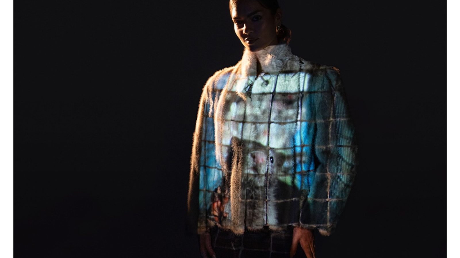 Reality Projected Fur Free Kampagne für Humane World for Animals 2026 / Weiterer Text über ots und www.presseportal.de/nr/178648 / Die Verwendung dieses Bildes für redaktionelle Zwecke ist unter Beachtung aller mitgeteilten Nutzungsbedingungen zulässig und dann auch honorarfrei. Veröffentlichung ausschließlich mit Bildrechte-Hinweis.