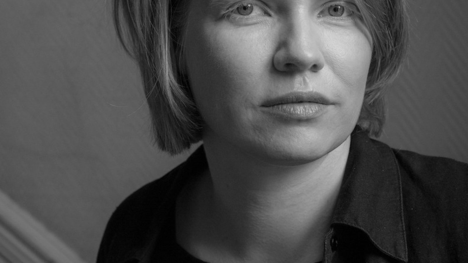 SÜDWESTRUNDFUNK
Peter Huchel Preis 2026 für Nadja Küchenmeister
Der diesjährige Peter-Huchel-Preis für deutschsprachige Lyrik geht an Nadja Küchenmeister.
Bitte beachten: Das Foto darf nur im Zusammenhang mit der Berichterstattung des Peter-Huchel-Preises verwendet werden.
© SWR/Schöffling Verlag/Dirk Skriba, honorarfrei - Verwendung gemäß der AGB im Rahmen einer engen, unternehmensbezogenen Berichterstattung im SWR-Zusammenhang bei Nennung "Bild: SWR/Schöffling Verlag/Dirk Skriba" (S2), SWR Presse/Bildkommunikation, Baden-Baden, Tel: 07221/929-26868, foto@swr.de / Weiterer Text über ots und www.presseportal.de/nr/7169 / Die Verwendung dieses Bildes für redaktionelle Zwecke ist unter Beachtung aller mitgeteilten Nutzungsbedingungen zulässig und dann auch honorarfrei. Veröffentlichung ausschließlich mit Bildrechte-Hinweis.