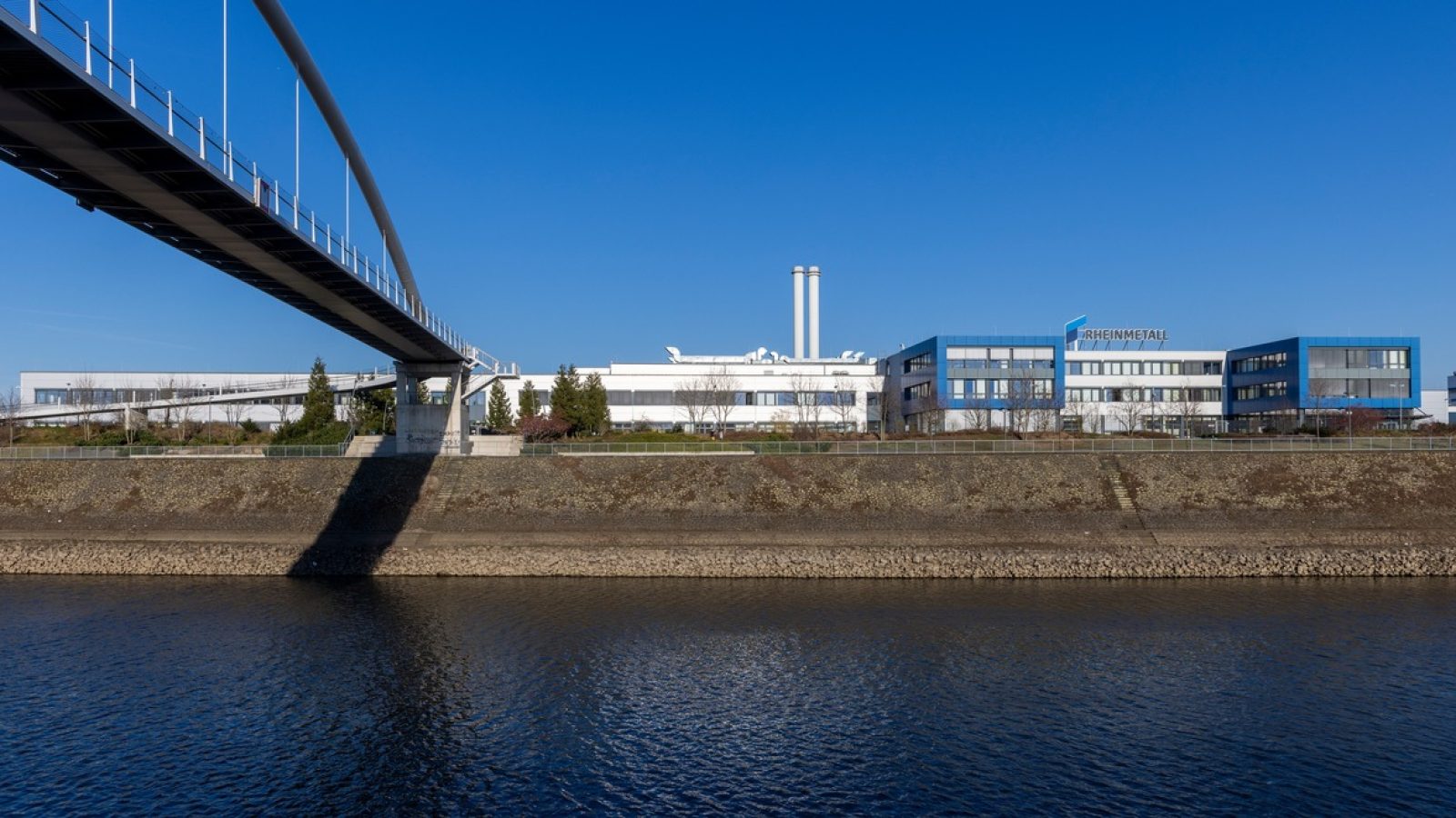 Firmenstandort Rheinmetall in Neuss / Weiterer Text über ots und www.presseportal.de/nr/170503 / Die Verwendung dieses Bildes für redaktionelle Zwecke ist unter Beachtung aller mitgeteilten Nutzungsbedingungen zulässig und dann auch honorarfrei. Veröffentlichung ausschließlich mit Bildrechte-Hinweis.