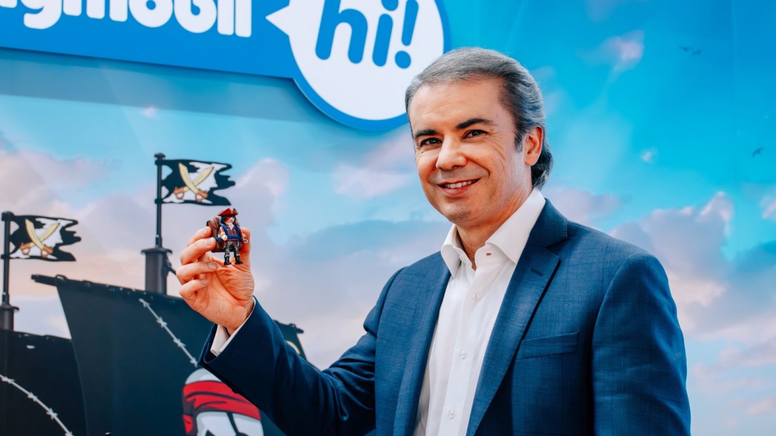 Bahri Kurter, Vorstand Playmobil, präsentiert auf der Internationalen Spielwarenmesse 2026 Playmobil hi!, eine spektakuläre Weltneuheit, die neue Maßstäbe für das freie Rollenspiel setzt und eine völlig neue Kategorie im Spielwarenmarkt eröffnet. / Weiterer Text über ots und www.presseportal.de/nr/161307 / Die Verwendung dieses Bildes für redaktionelle Zwecke ist unter Beachtung aller mitgeteilten Nutzungsbedingungen zulässig und dann auch honorarfrei. Veröffentlichung ausschließlich mit Bildrechte-Hinweis.