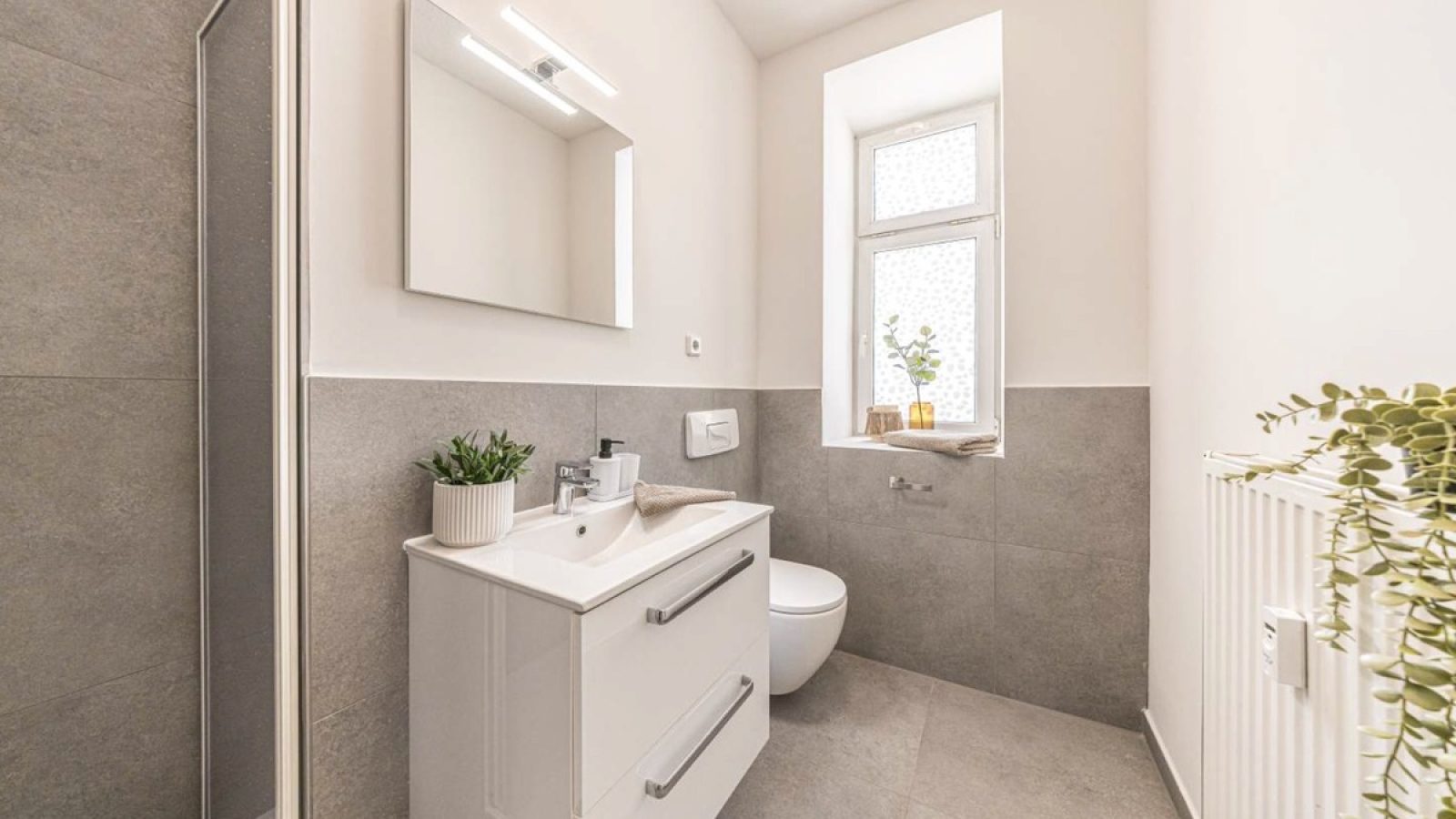 Badezimmer / Weiterer Text über ots und www.presseportal.de/nr/181967 / Die Verwendung dieses Bildes für redaktionelle Zwecke ist unter Beachtung aller mitgeteilten Nutzungsbedingungen zulässig und dann auch honorarfrei. Veröffentlichung ausschließlich mit Bildrechte-Hinweis.